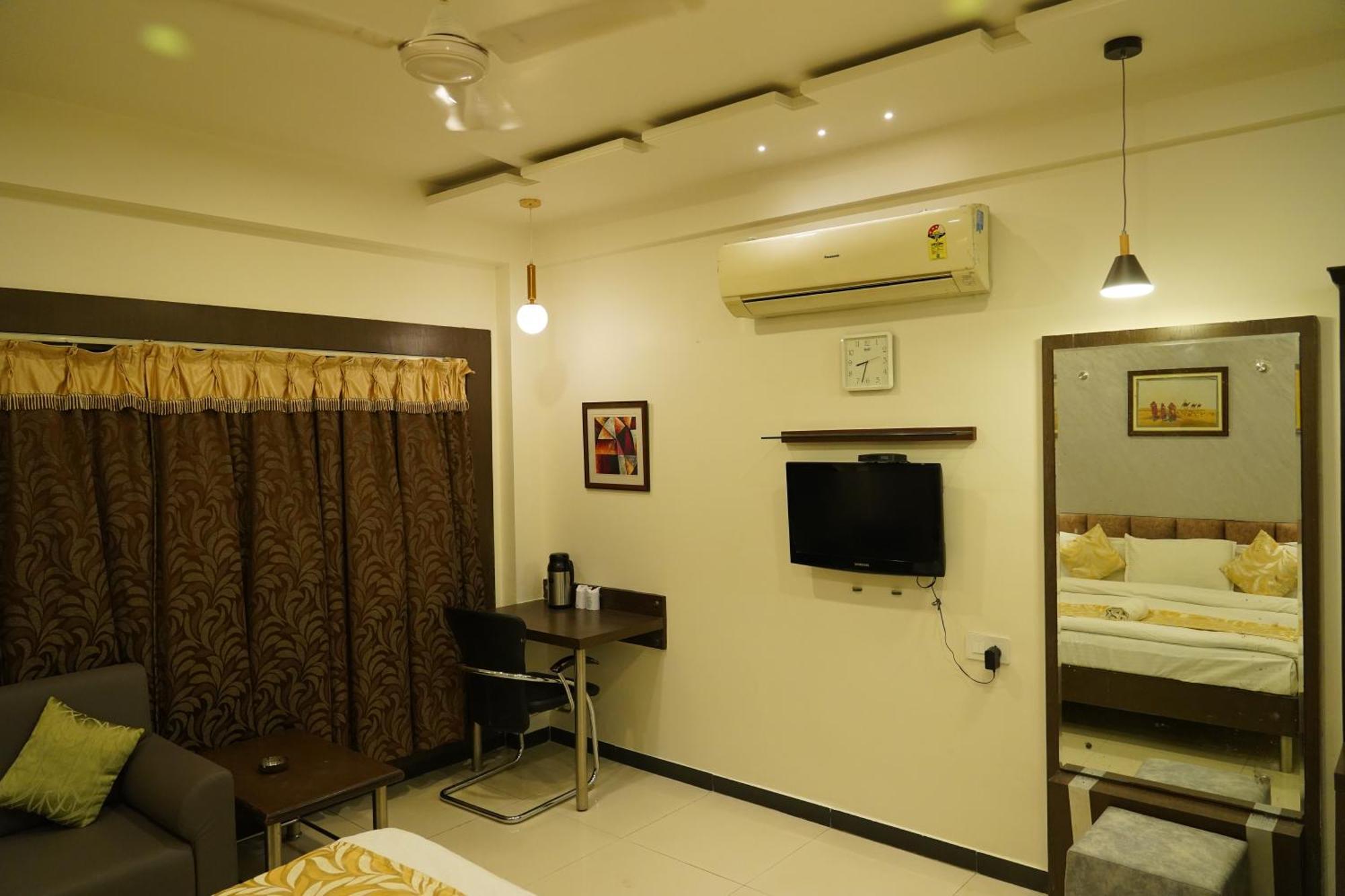 Marshall The Grand 3* Ahmedabad