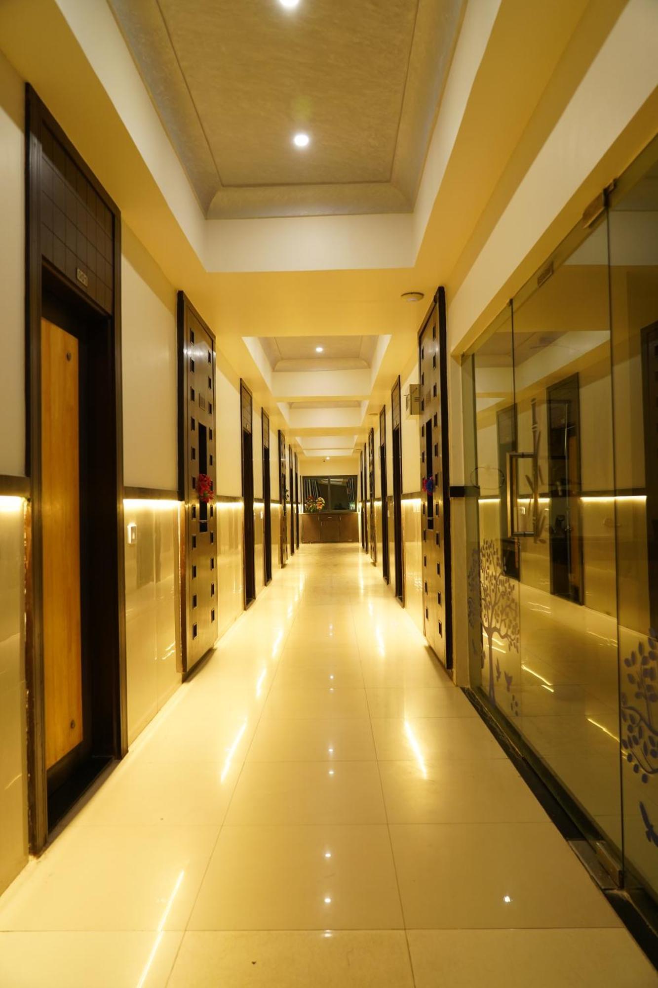 Marshall The Grand Hotel 3*