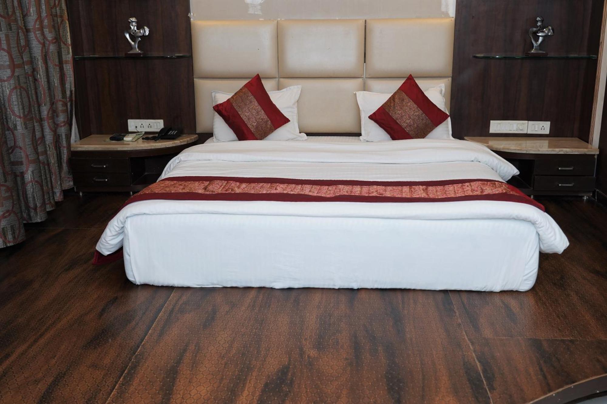 Marshall The Grand Hotel 3*