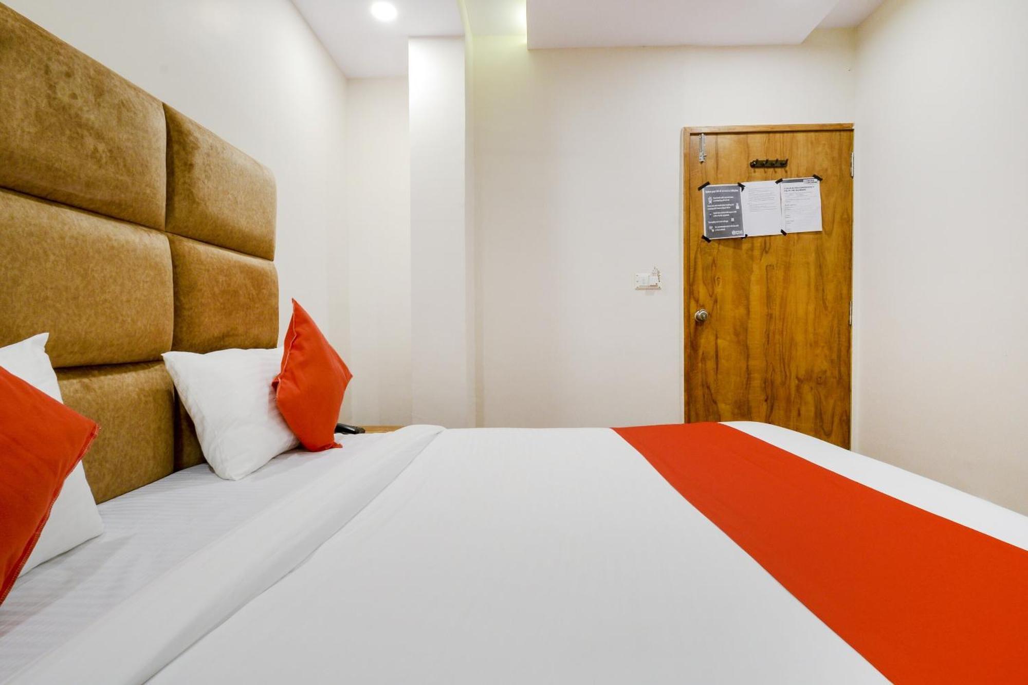 Super Oyo Safari Hotel Ahmedabad