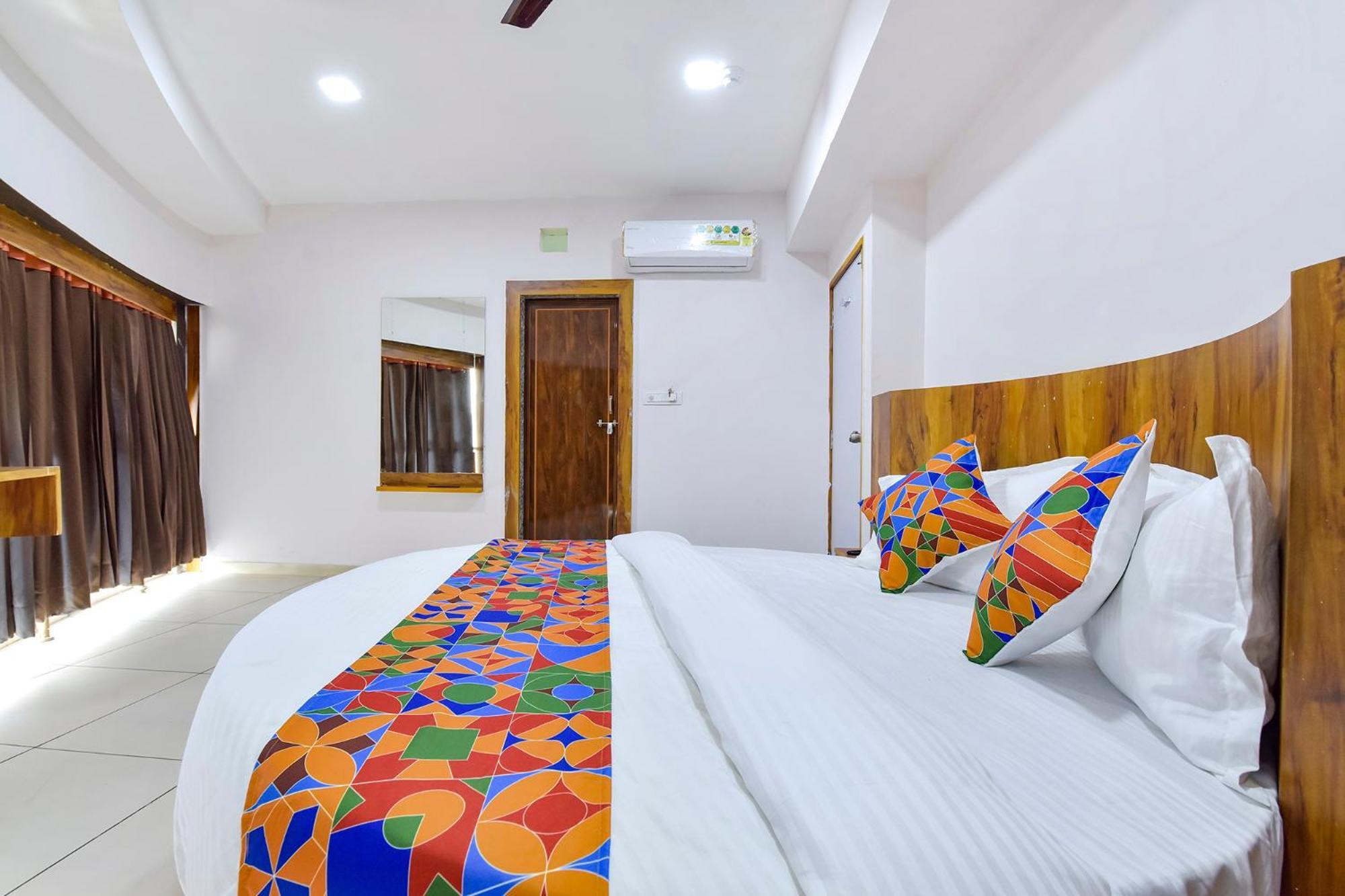 Fabhotel Star Hotel