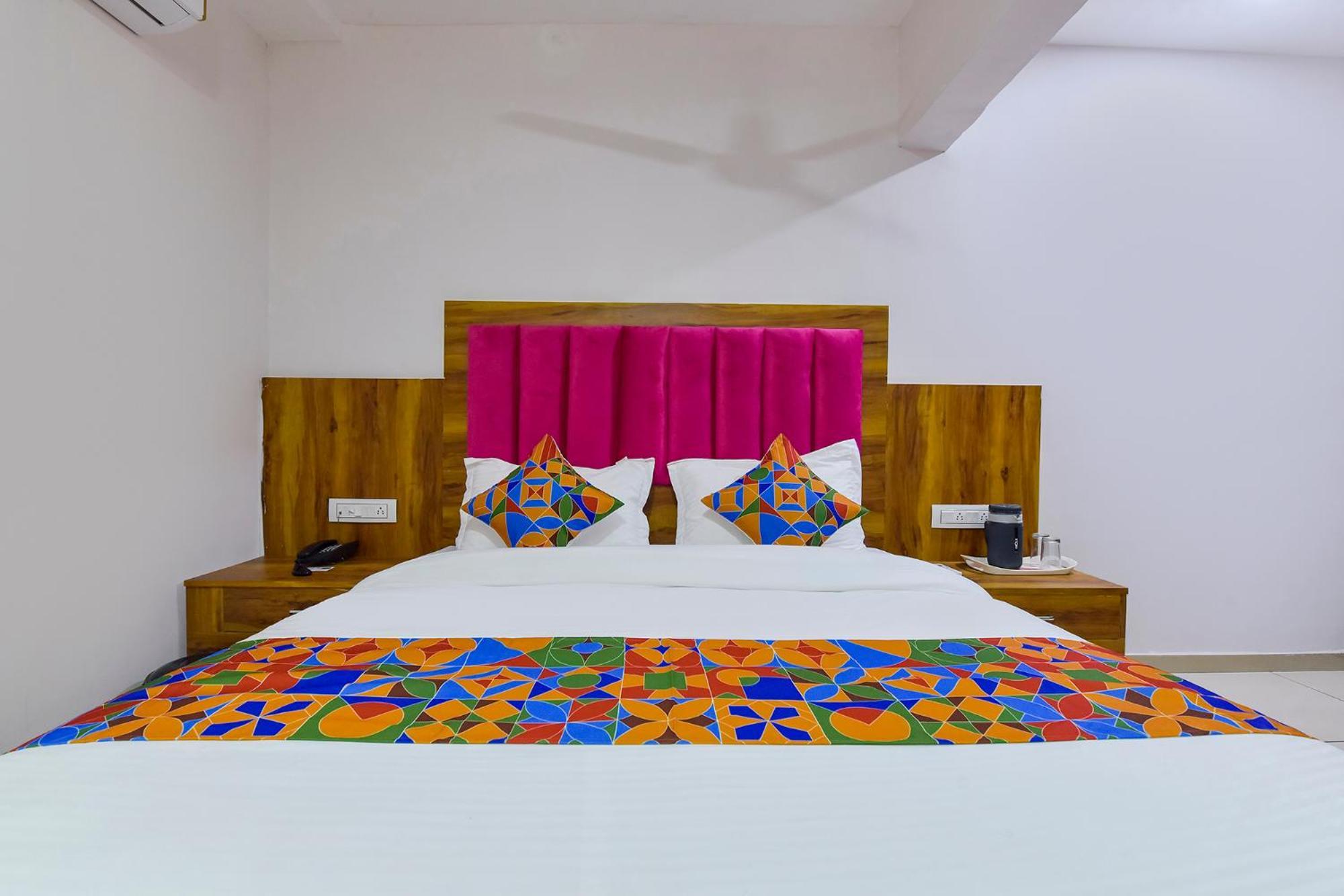 Fabhotel Star Hotel
