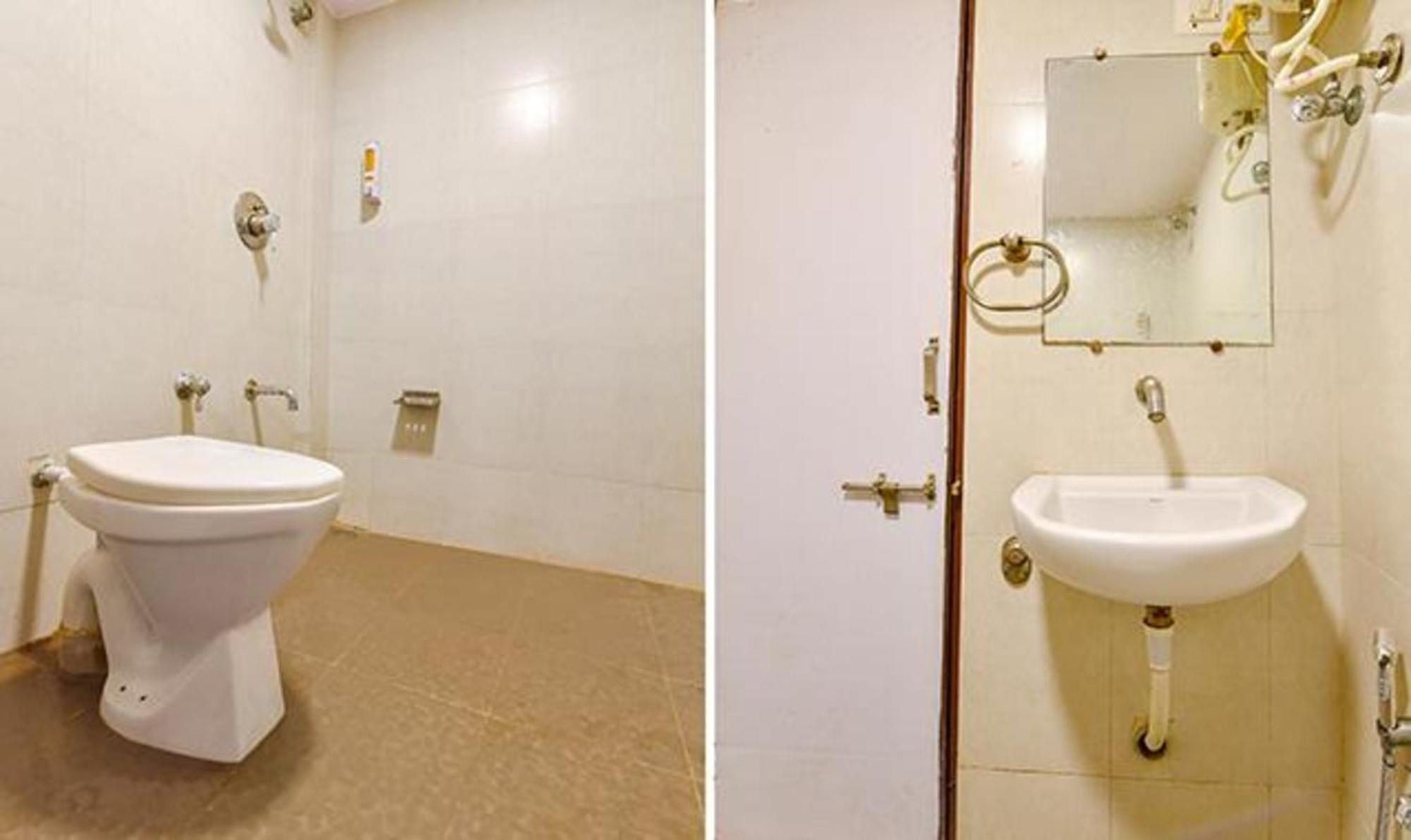 Hotel Fabhotel Blue Moon I Ahmedabad