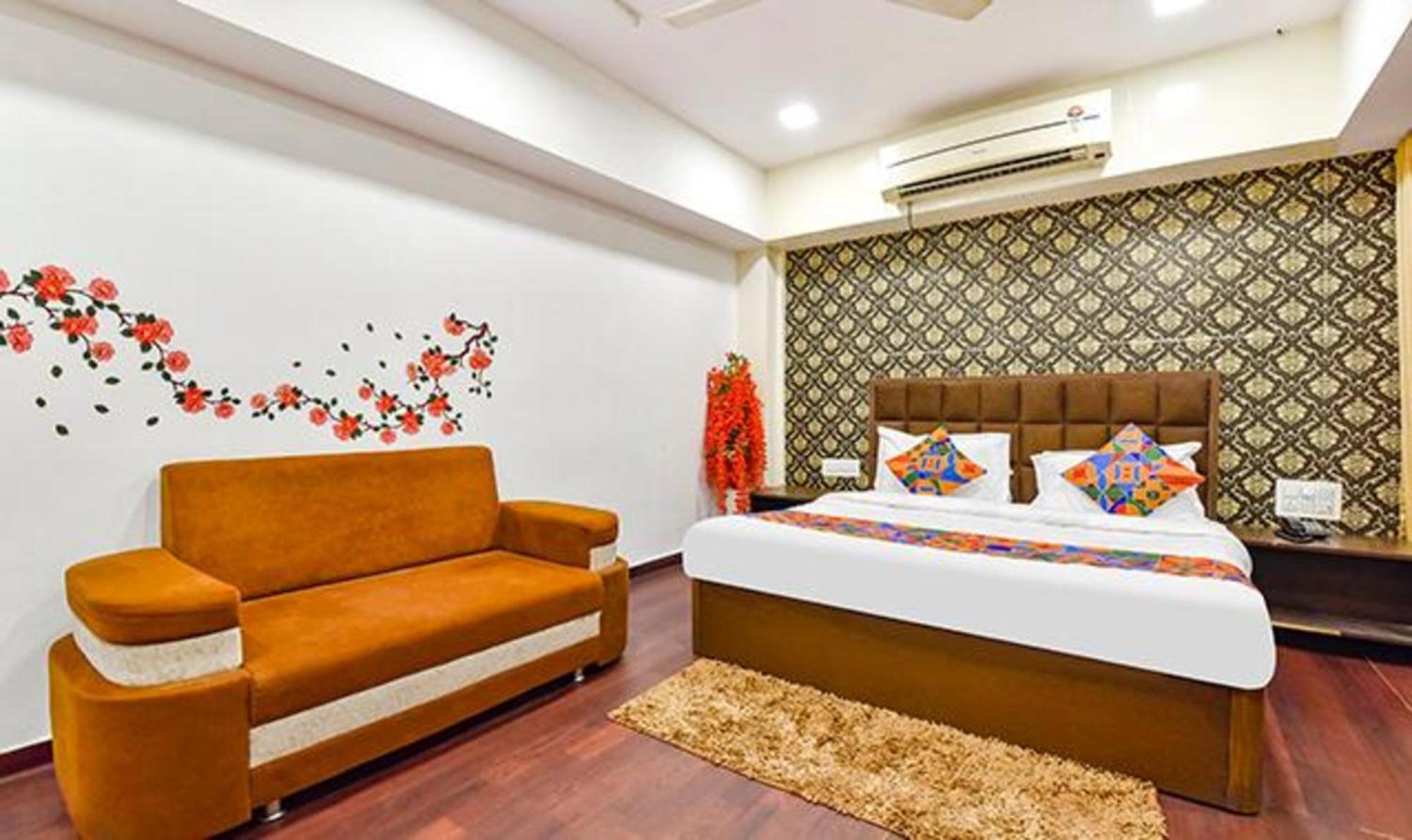 Fabhotel Blue Moon I 3*