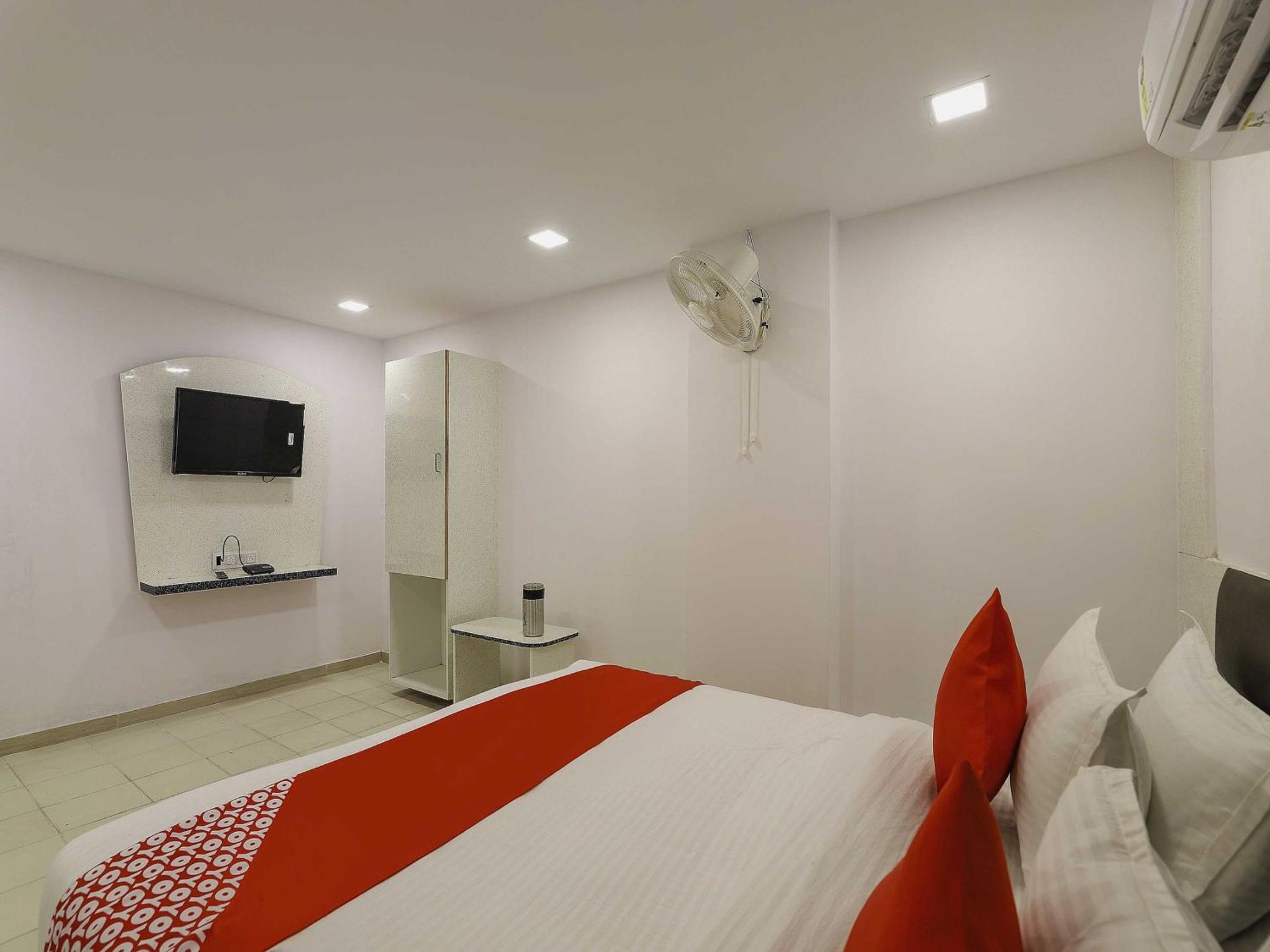 Hotel Oyo Flagship A1 Ahmedabad