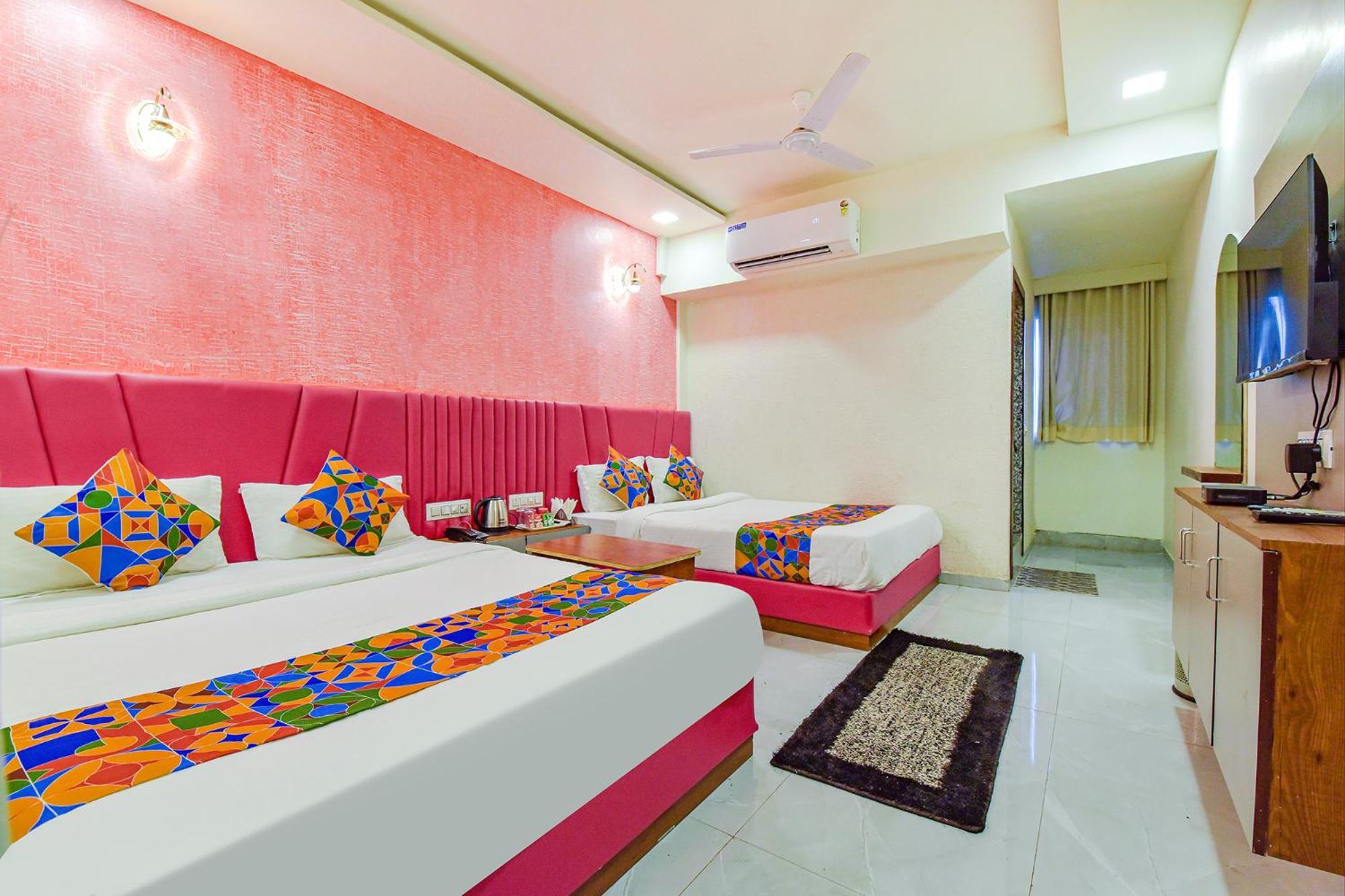 Fabhotel Avadh Palace Hotel 3*