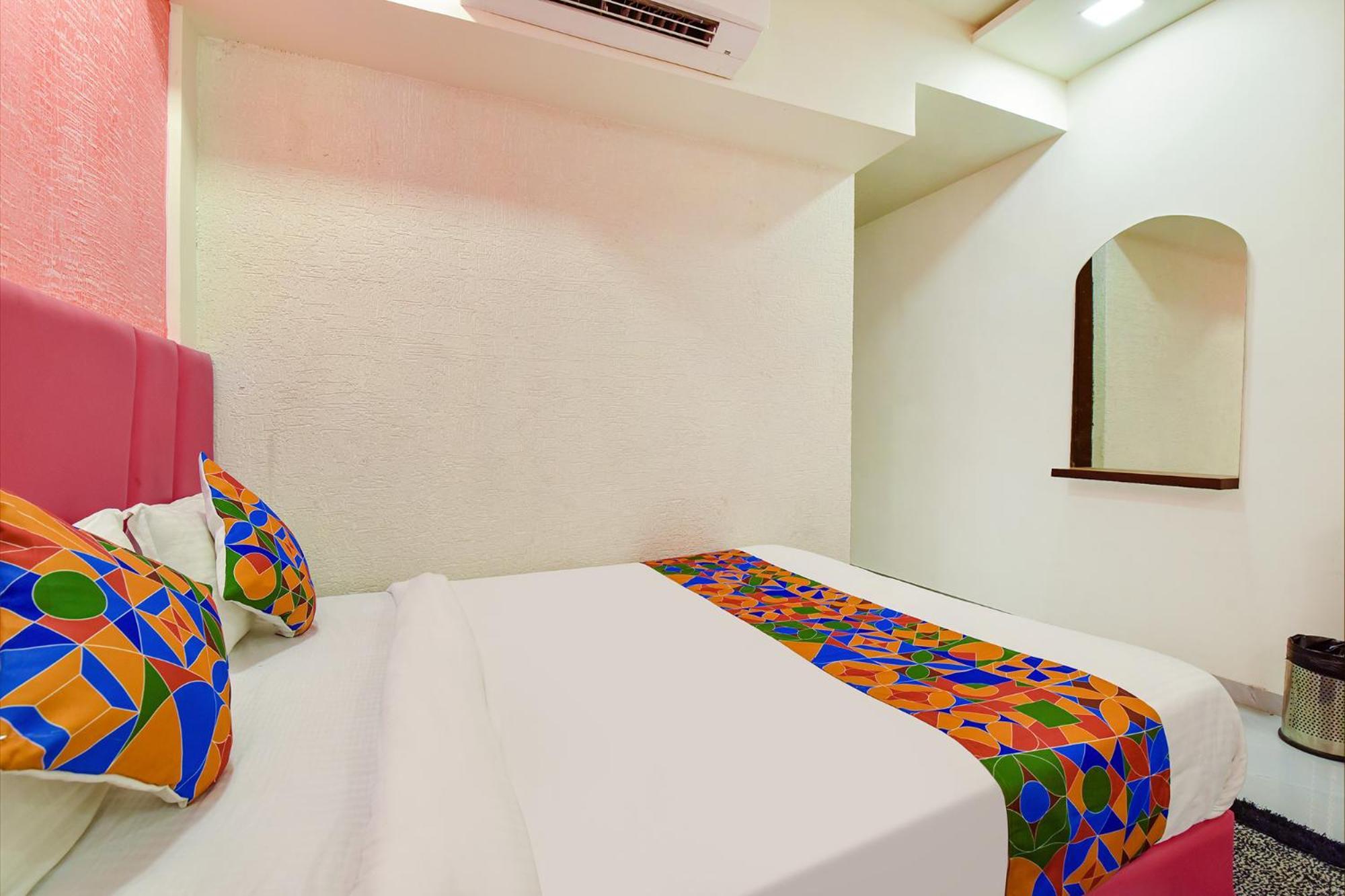Fabhotel Avadh Palace