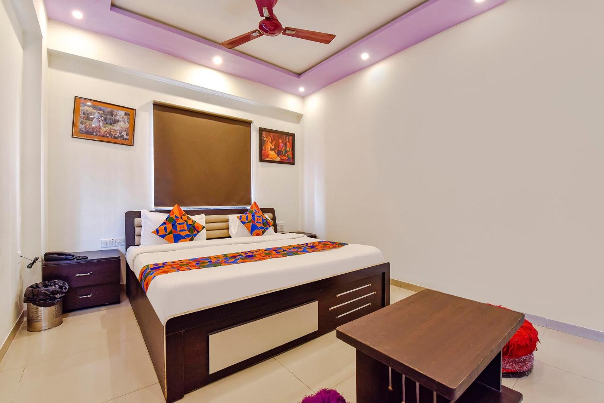 Fabhotel Crystal Ii - Paldi Char Rasta Ahmedabad