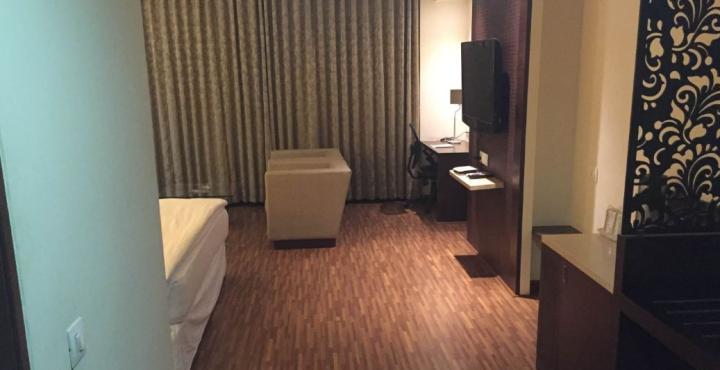 Platinum Ahmedabad