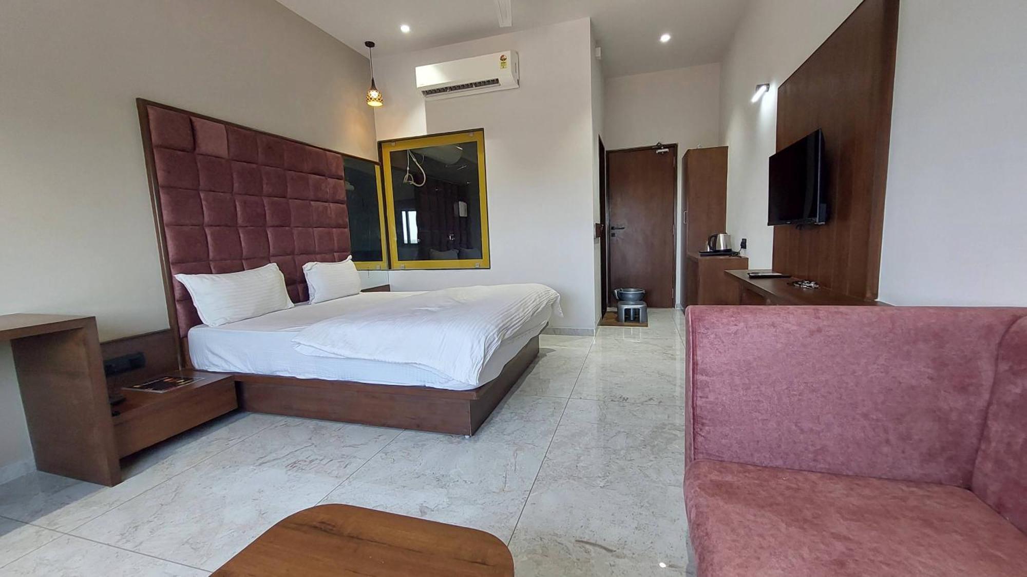 Sparsh - Chandkheda 4*