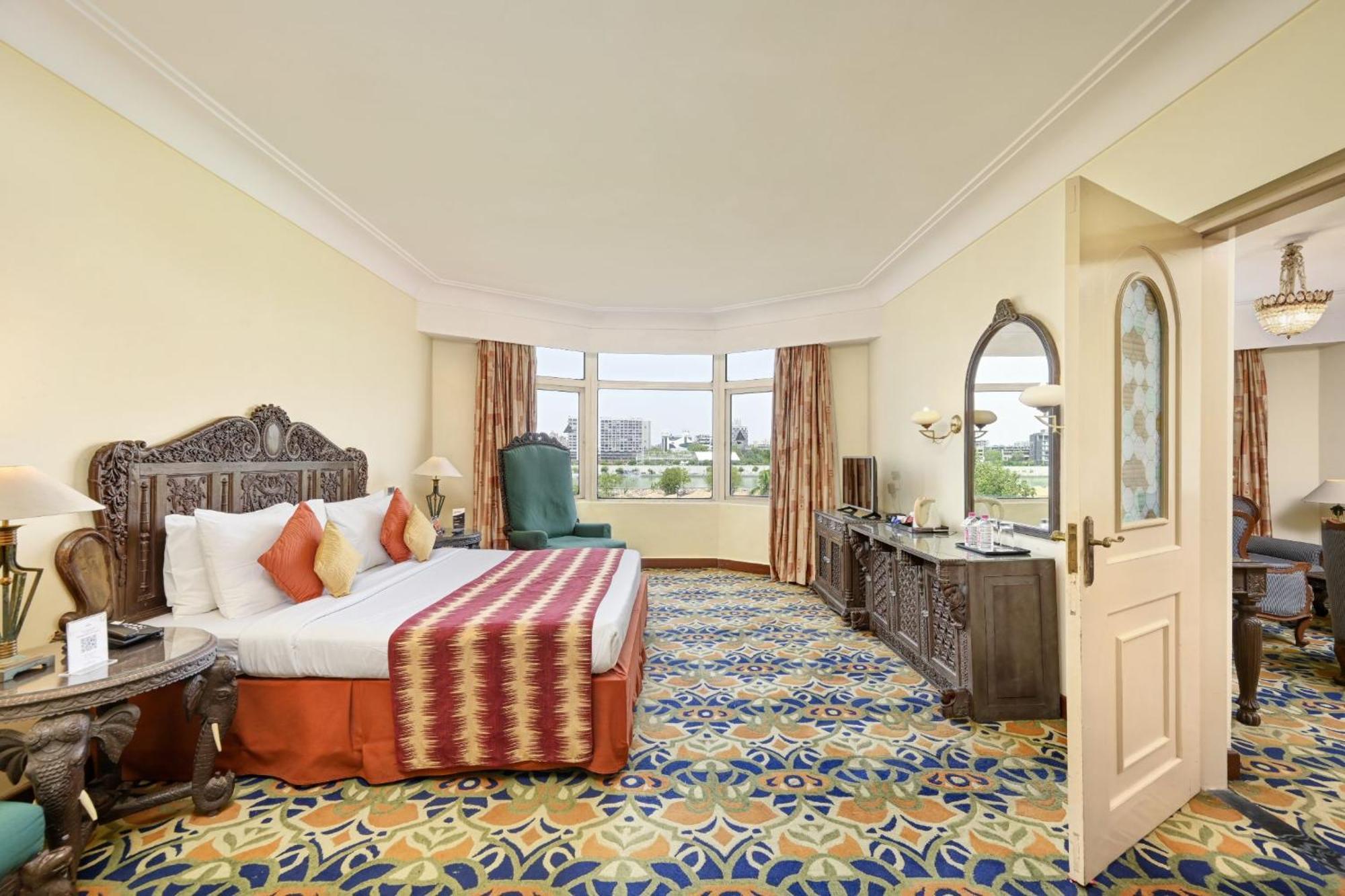 Hotel The Cama - A Sabarmati Riverfront 4*