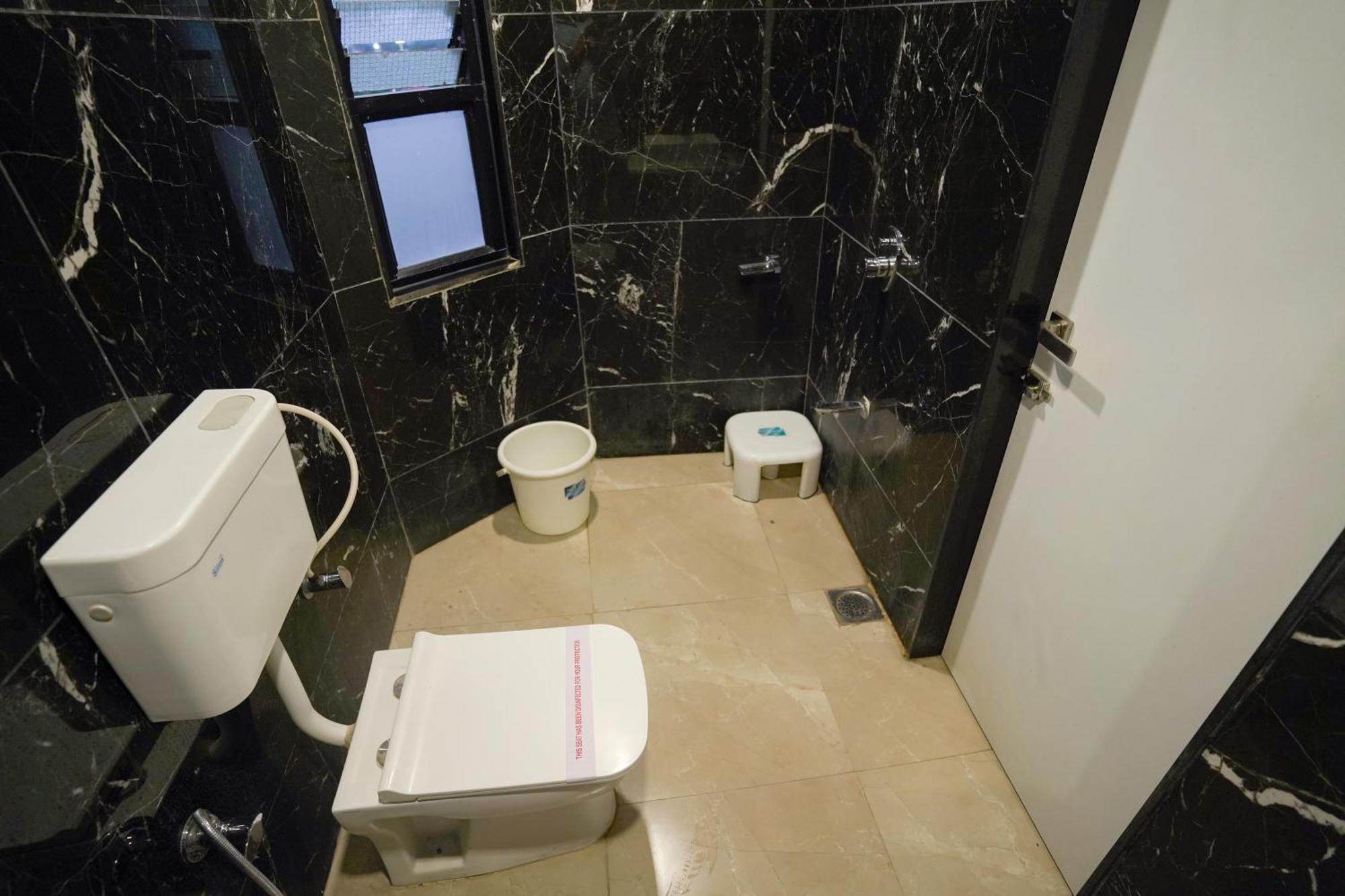 Shertown Hotel Ahmedabad