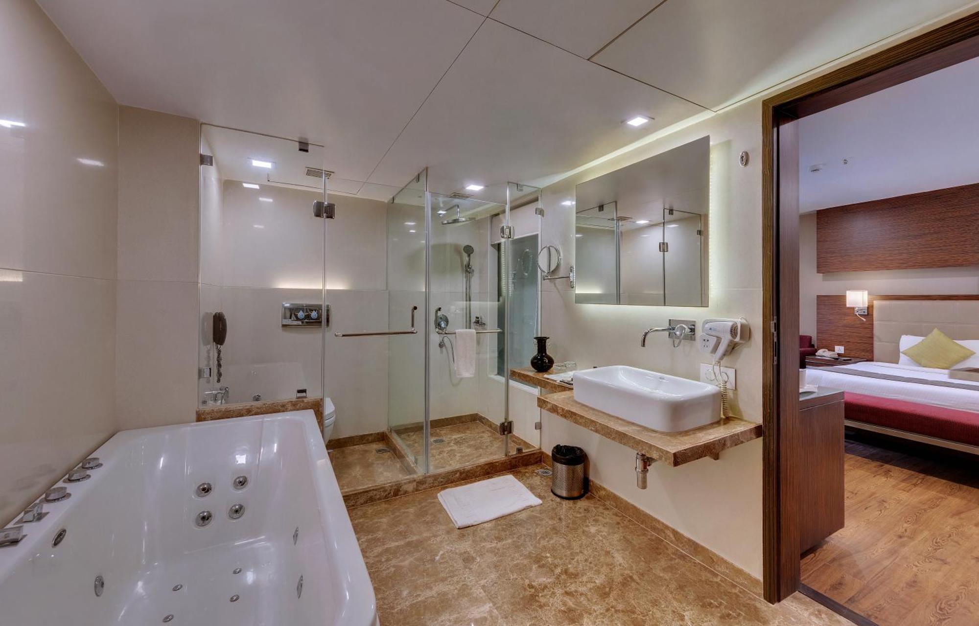 Suba Star Hotel Ahmedabad
