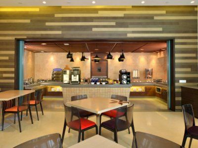 Fairfield By Marriott Hotel 4*