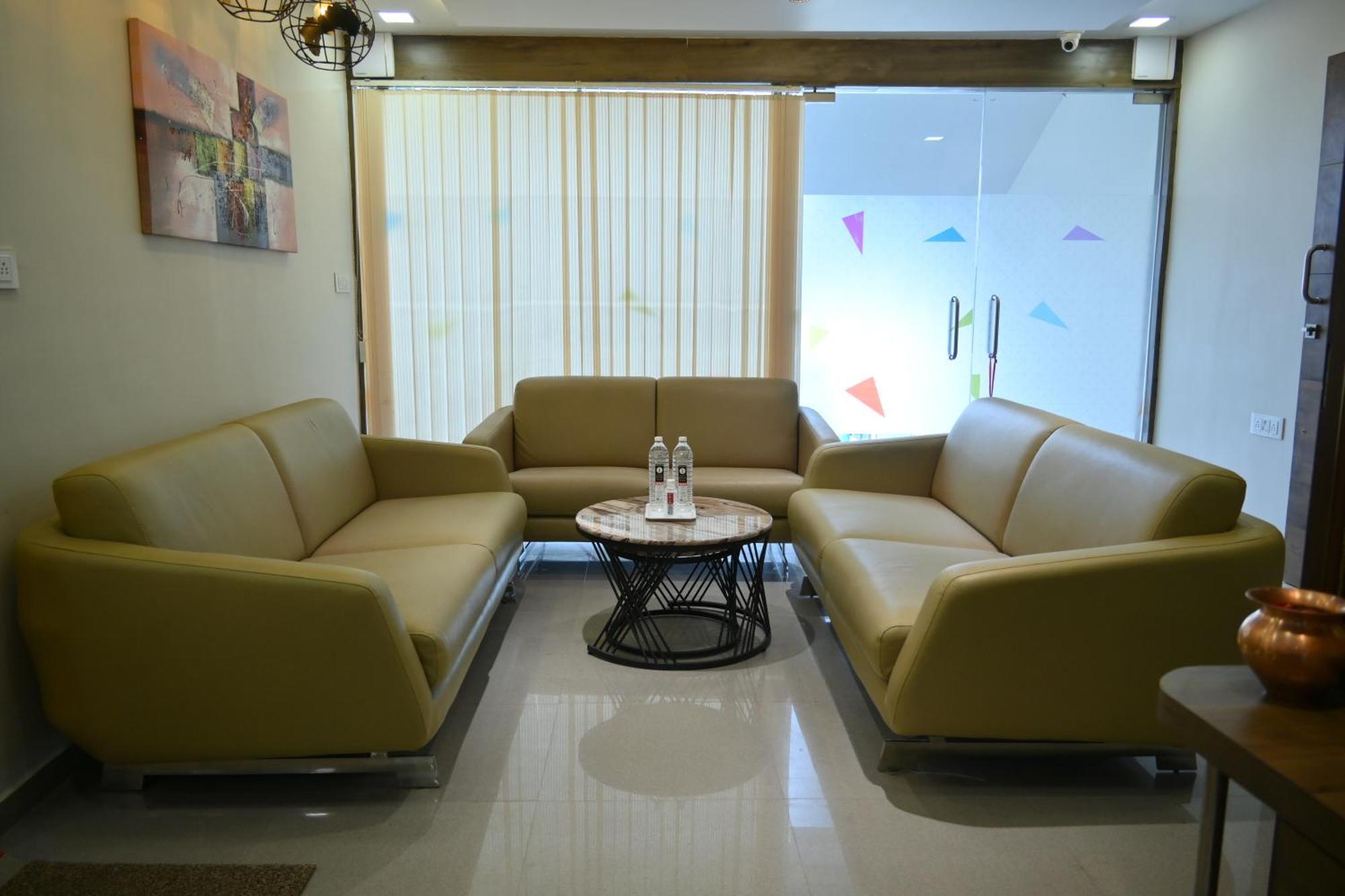 Royal Ican Sindhubhavan Road Hotel