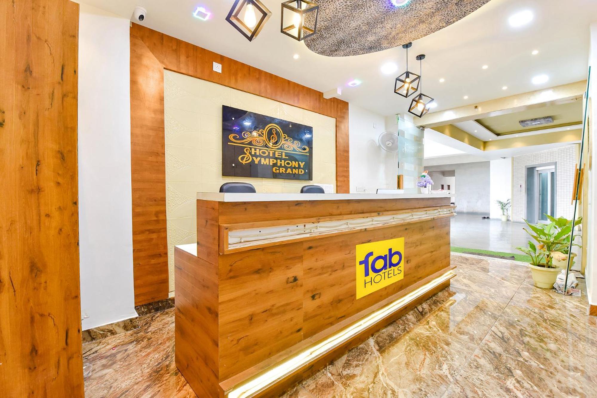 Fabhotel Symphony Grand Hotel