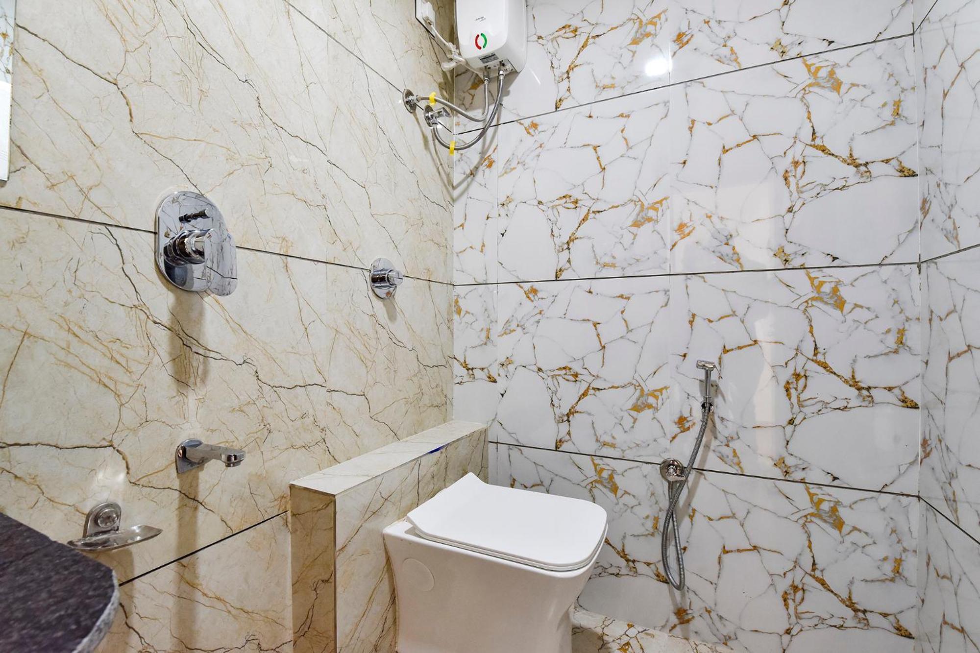 Fabhotel Symphony Grand Hotel