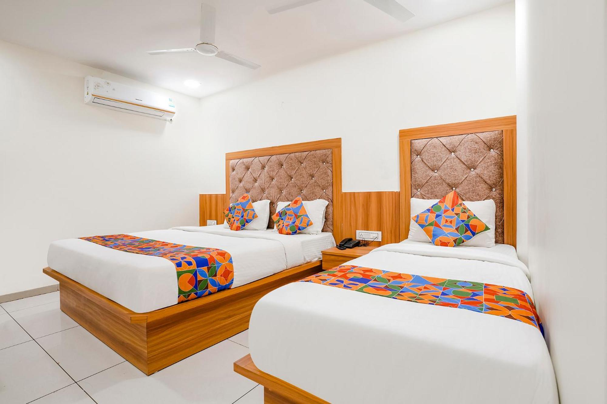 Fabhotel Silver Hotel