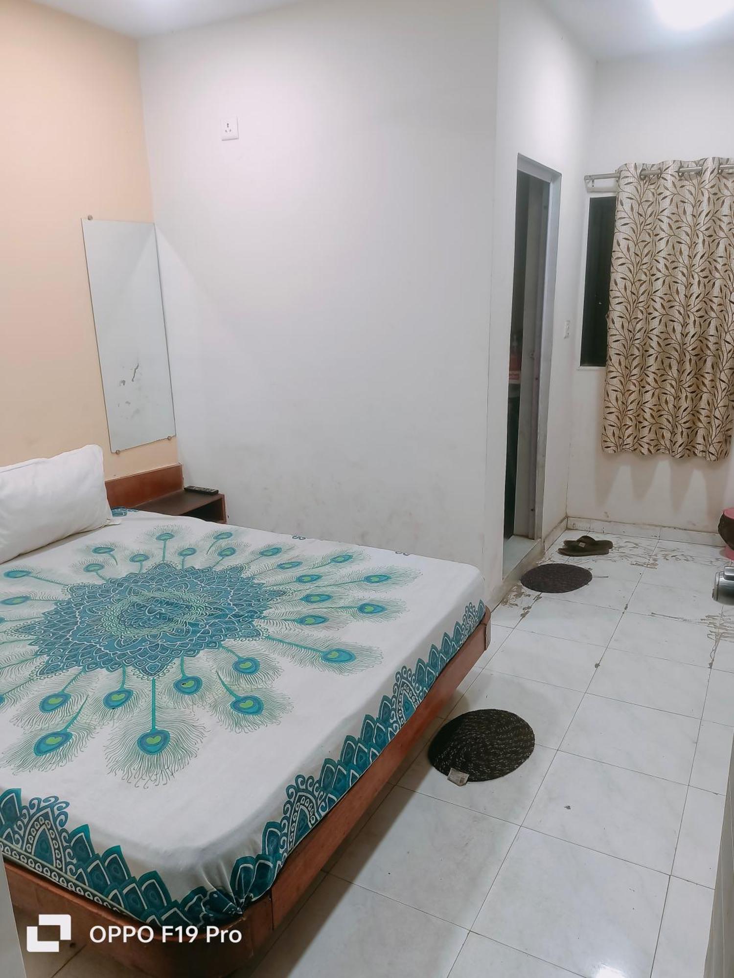 Sarovar Narol Guest house