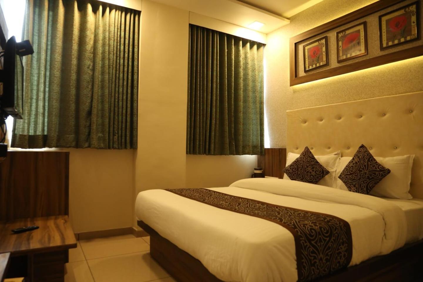 Rk Palace Guest house *