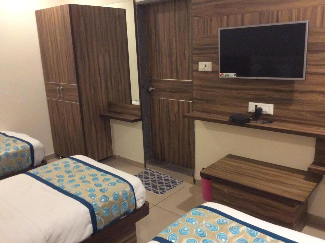 Guest house Rk Palace Ahmedabad