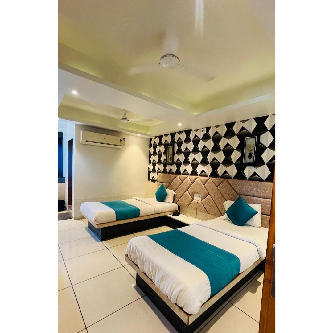 Sigma 2* Ahmedabad