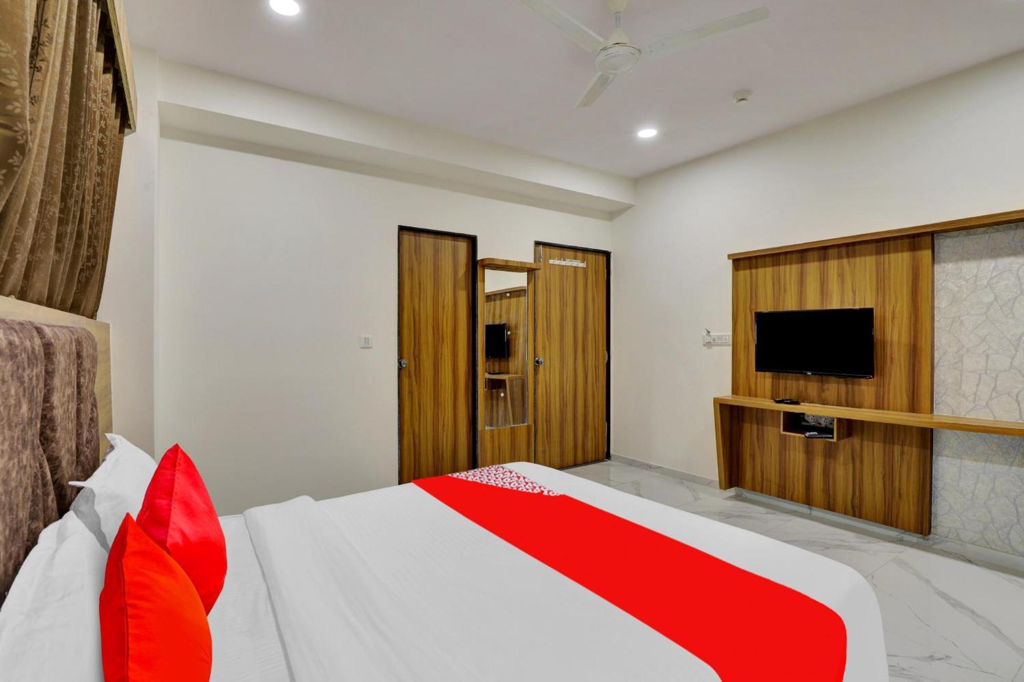 Hotel O Ahmedabad