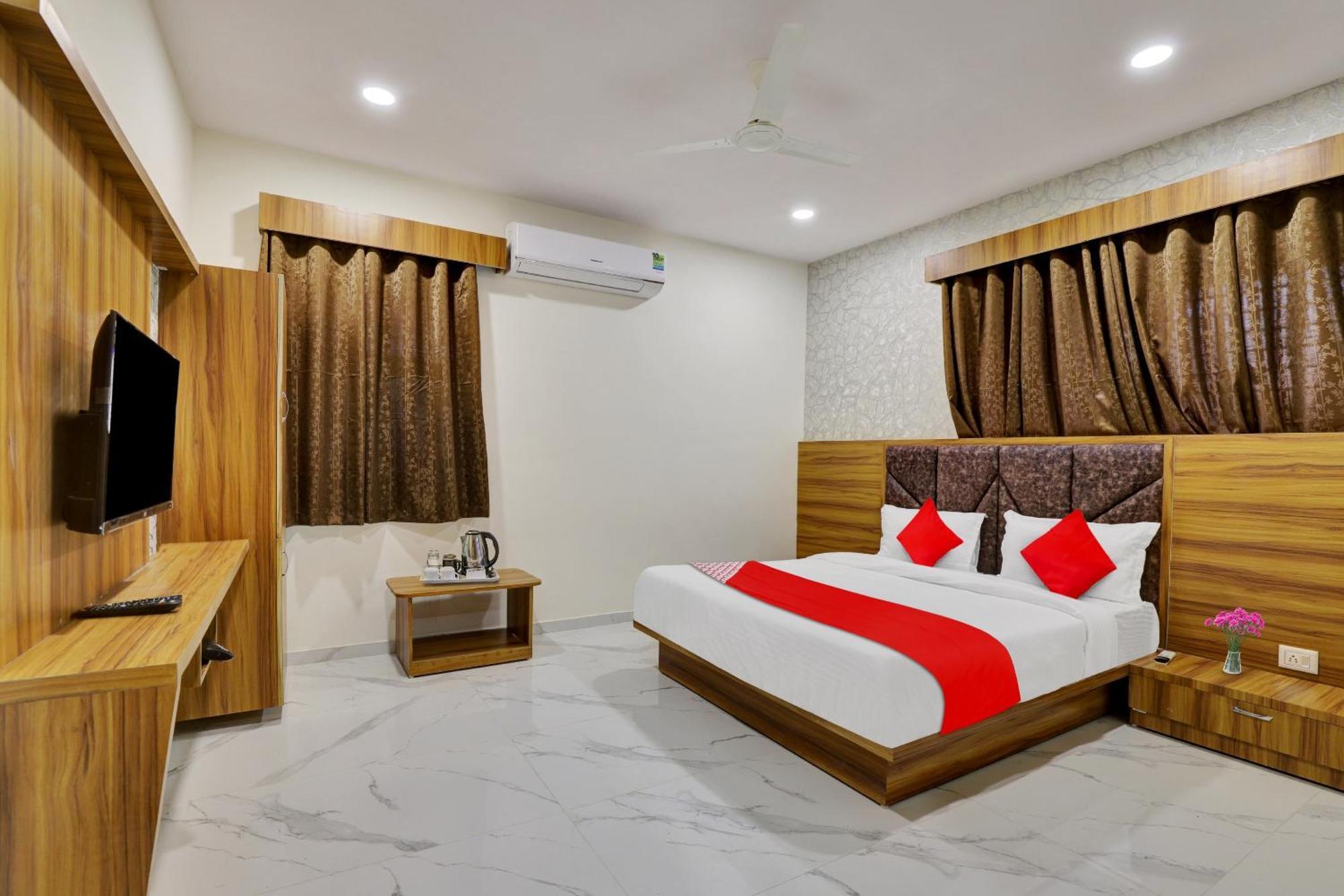 Hotel O Ahmedabad