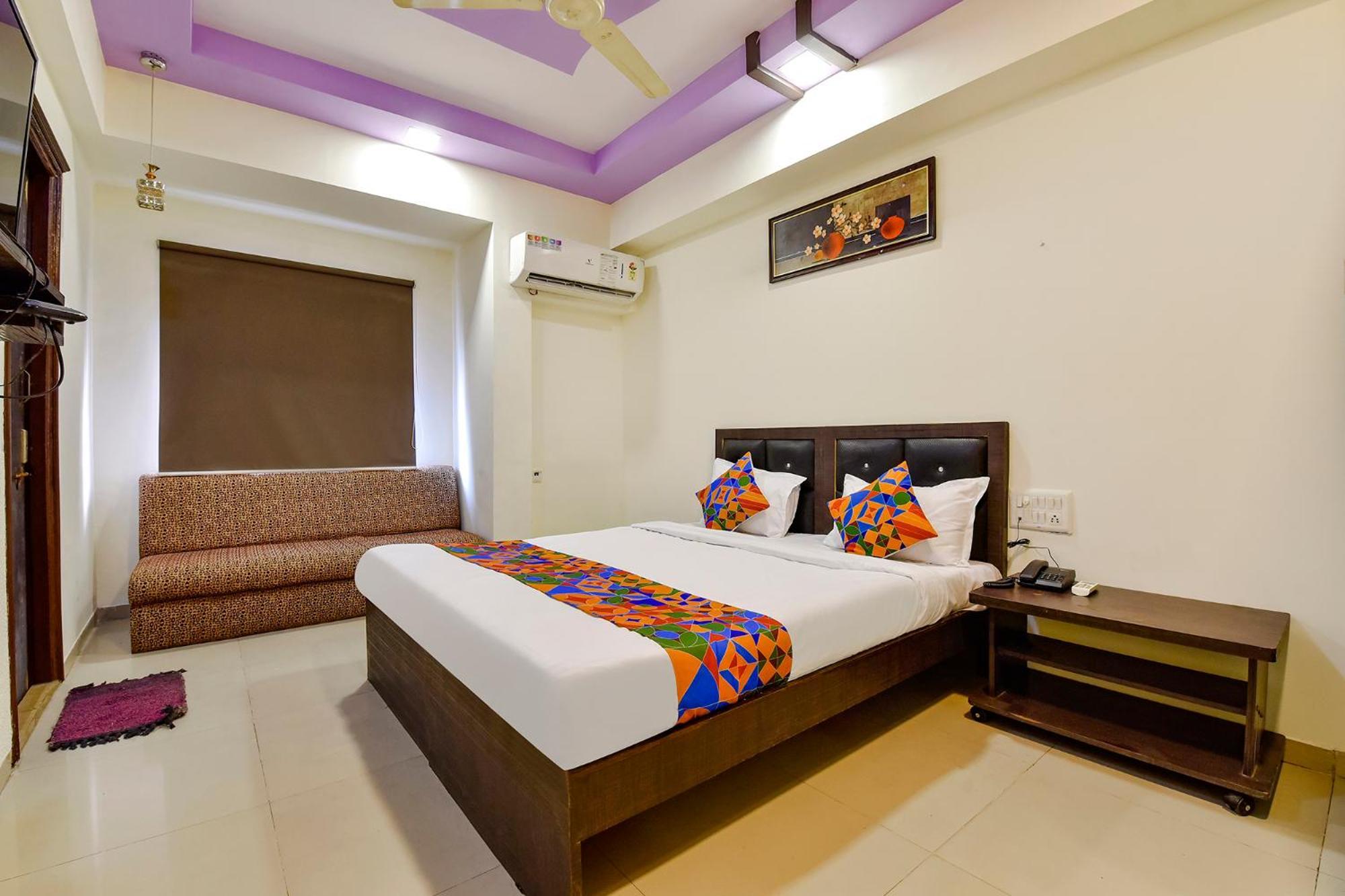 Fabhotel Crystal Ii - Paldi Char Rasta Ahmedabad