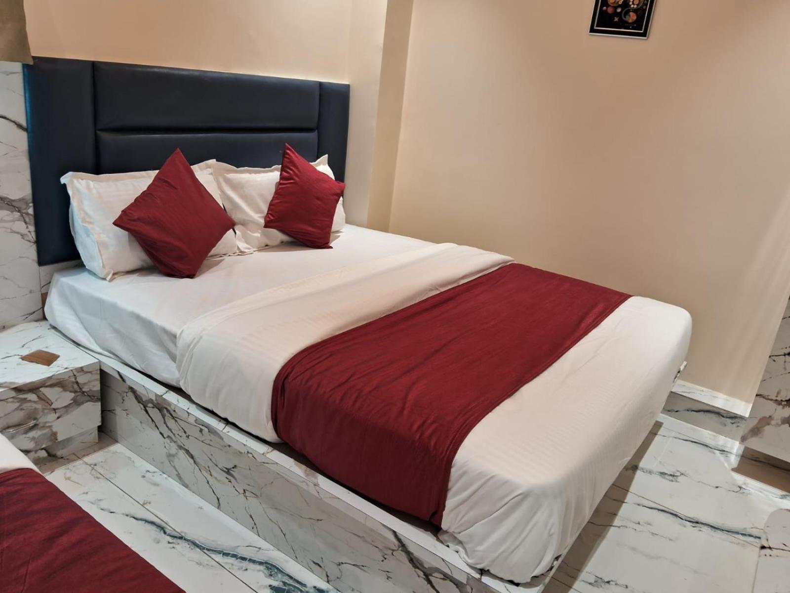 Hotel Meet Palace Ahmedabad