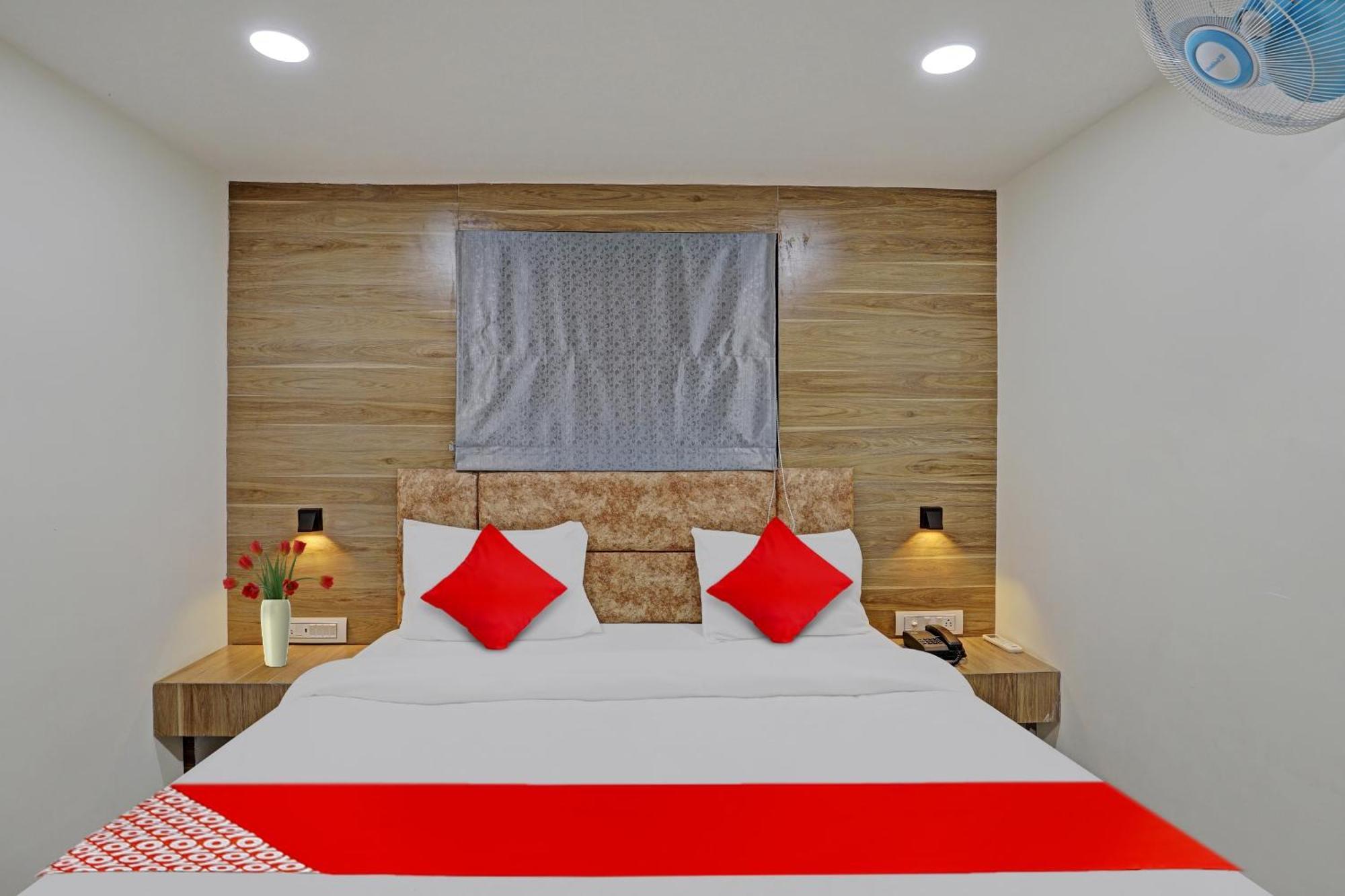 Hotel O Royal S1 3*