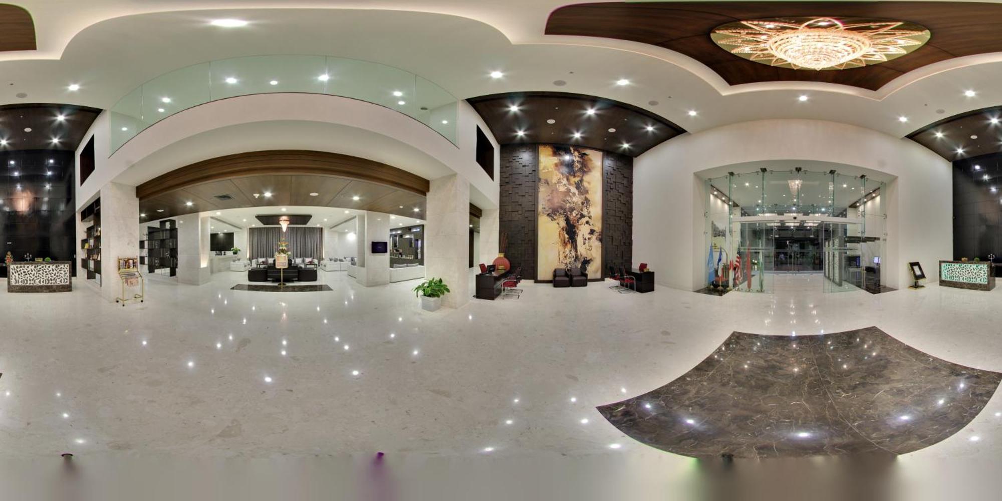 Narayani Heights, 4* Ahmedabad