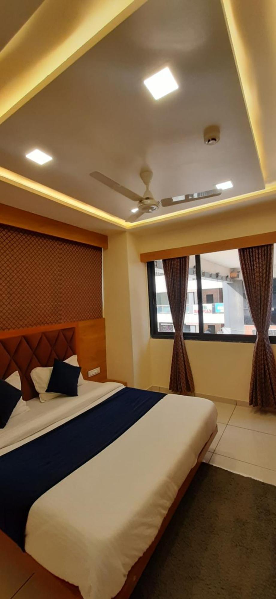 Hotel Suncity Ahmedabad