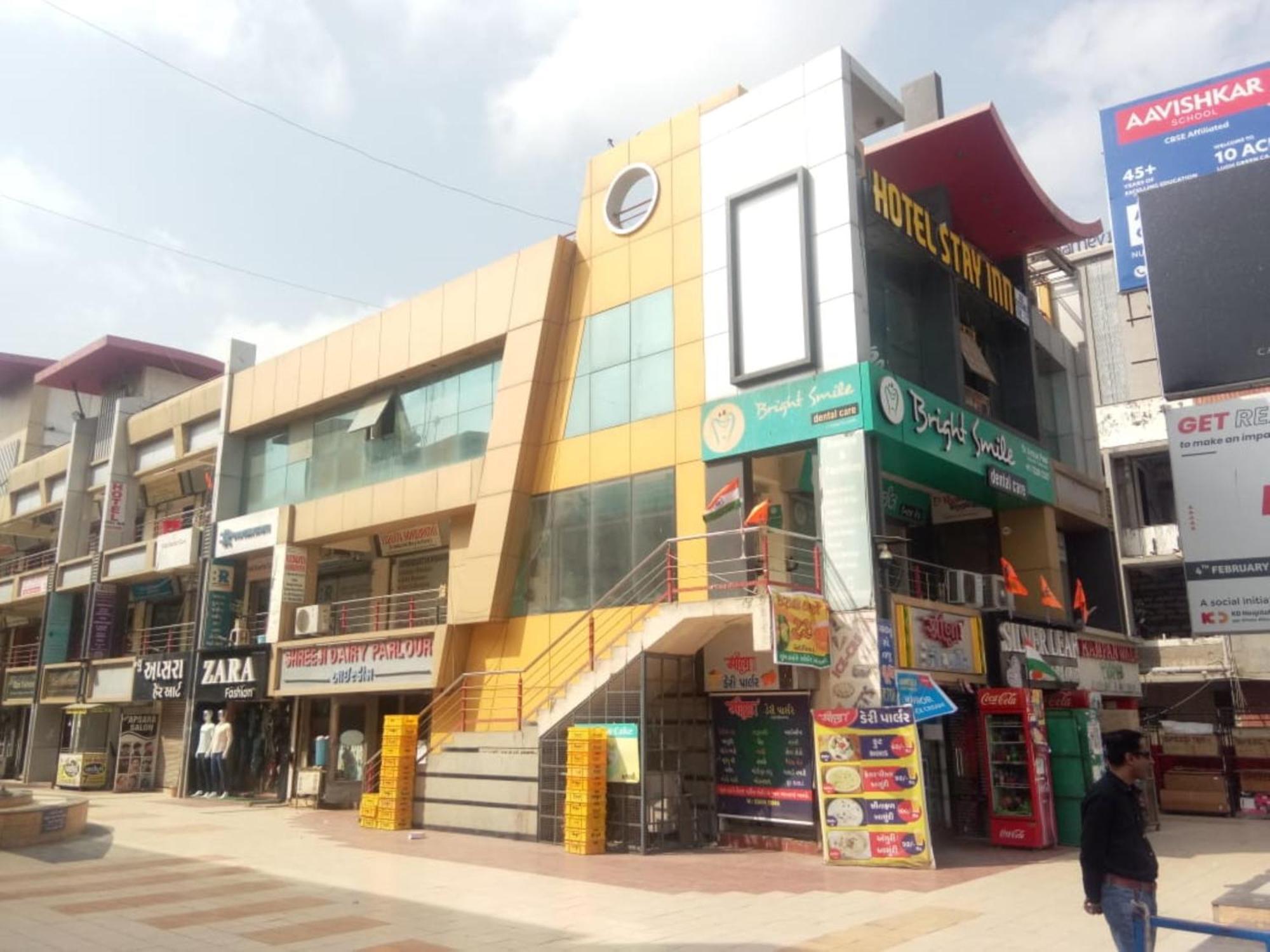 Hotel Stay Inn Guest house Ahmedabad