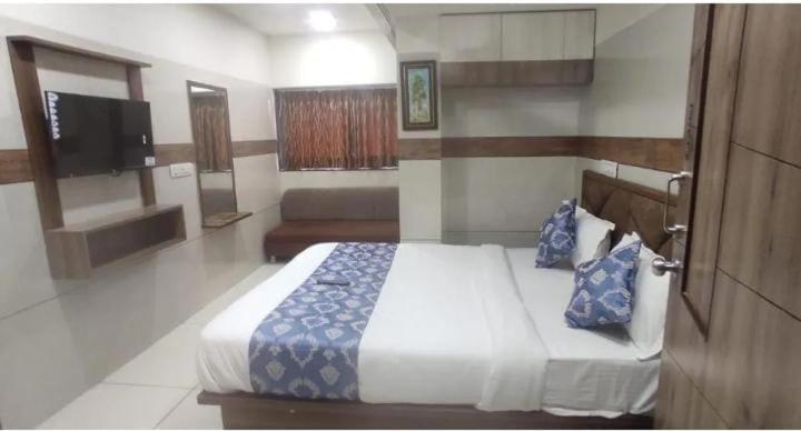 Royal Sky 3* Ahmedabad
