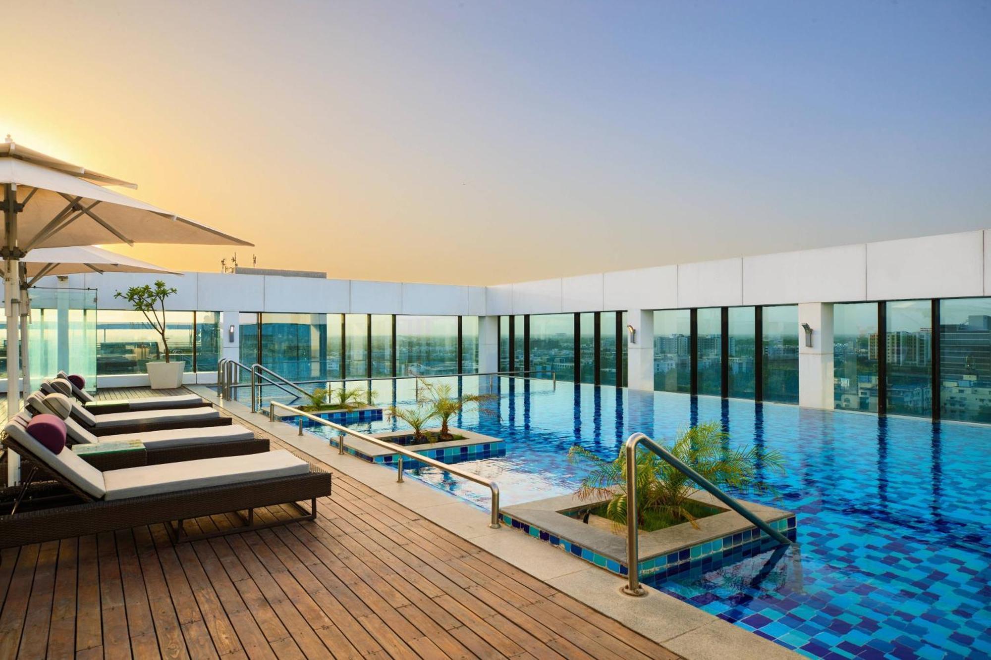 Hotel Renaissance Ahmedabad