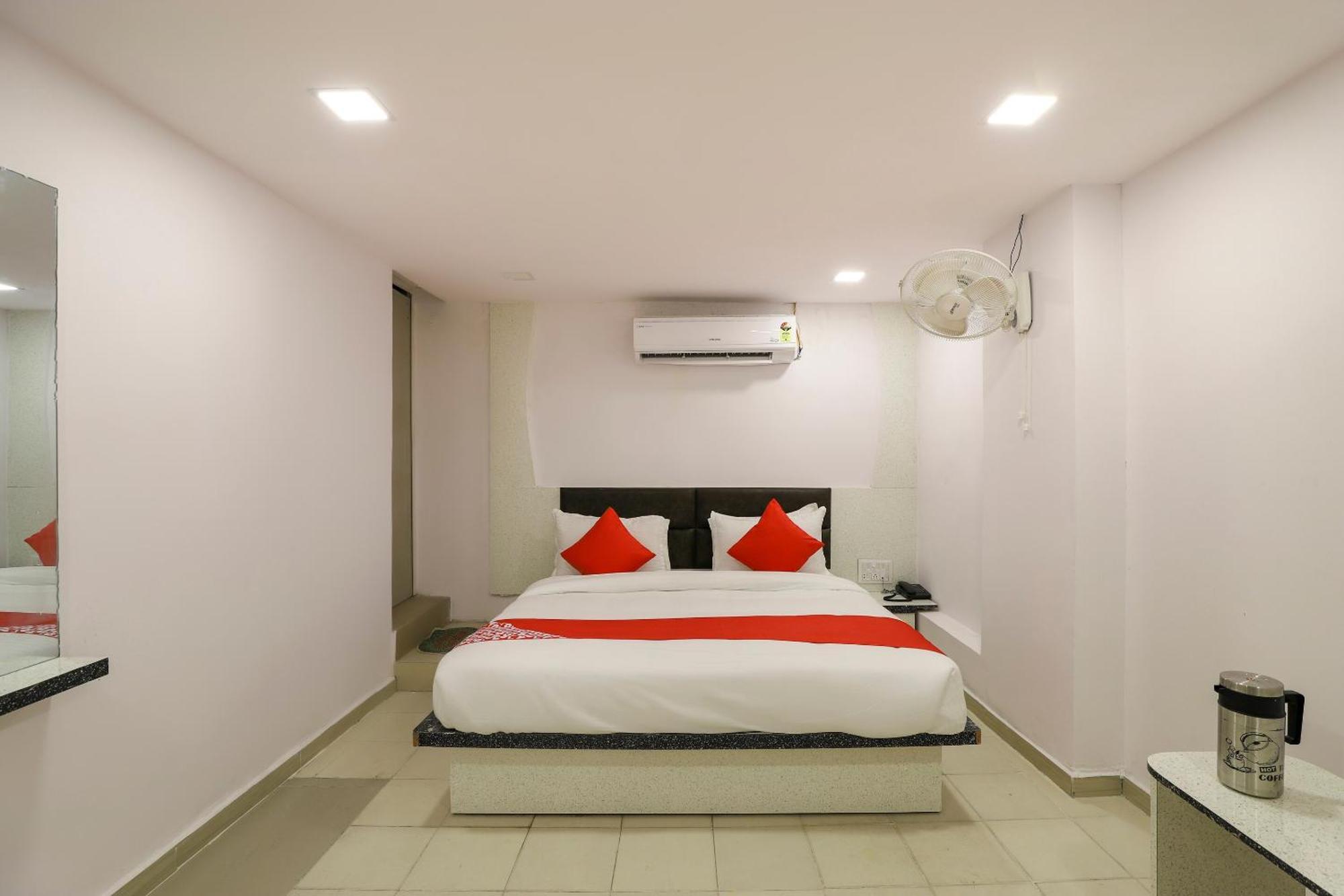 Oyo Flagship A1 Hotel
