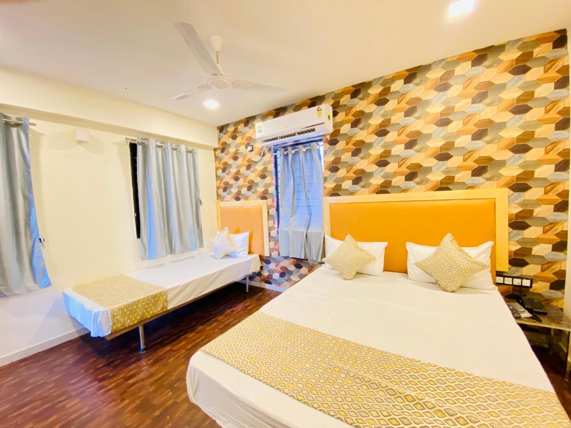 Alexa By Abc Hotel Ahmedabad