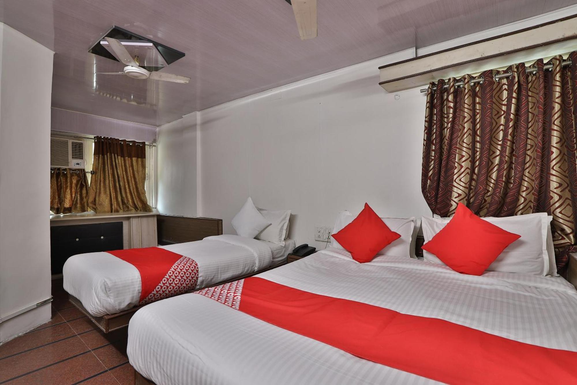 Hotel Oyo Maninagar Residency Ahmedabad