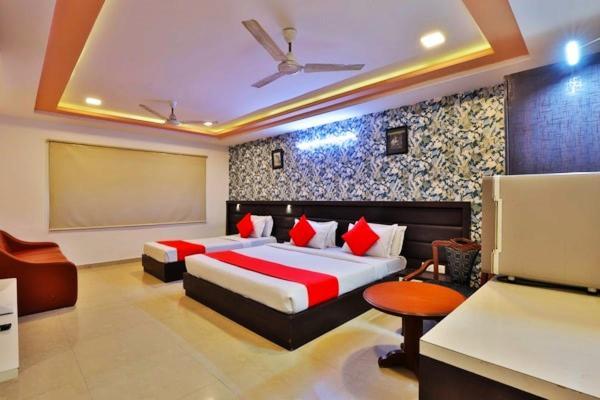 Sadbhav Hotel