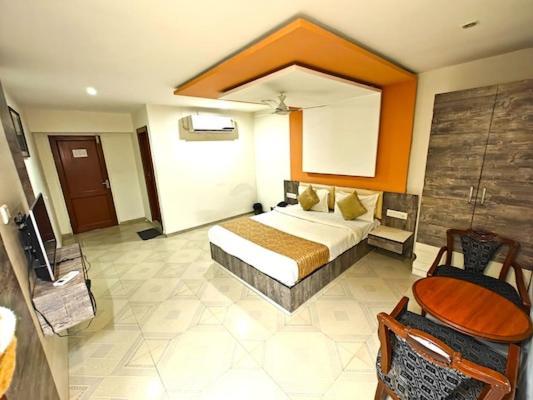 Hotel Sadbhav 3*