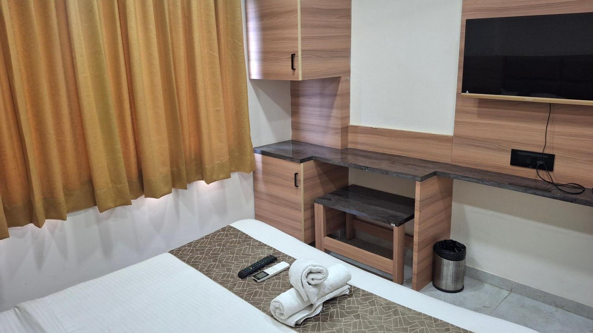 Hotel Rk Ahmedabad