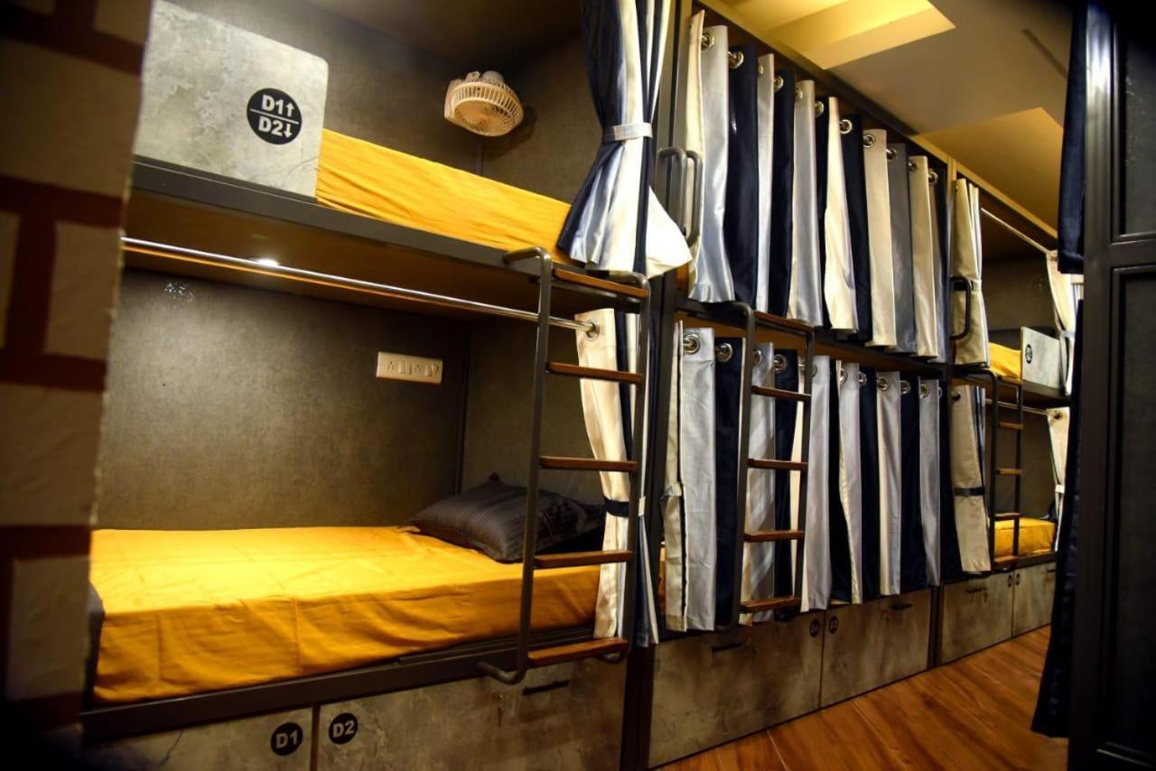 Charyana Solo Backpackers Hostel Ahmedabad