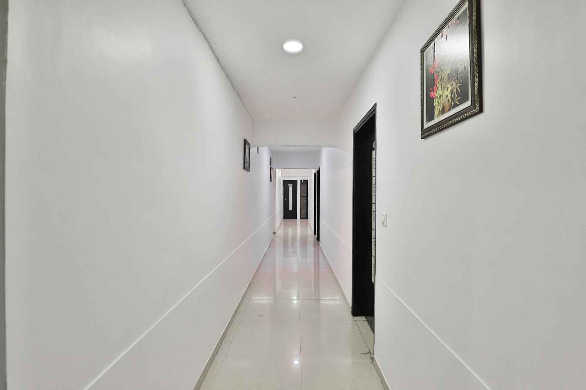 Hotel O Keshav Ahmedabad