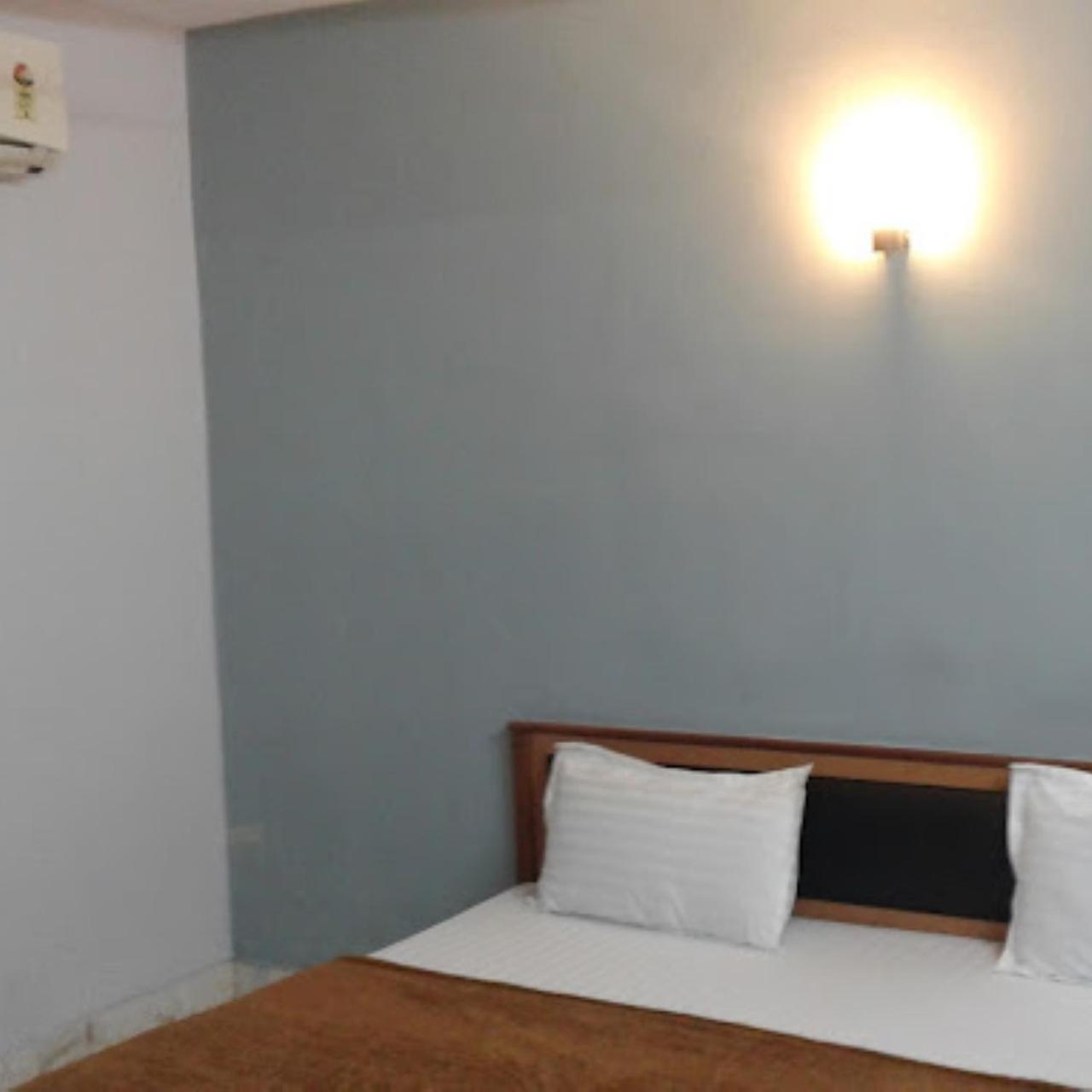 Hotel Royal Castle Ahmedabad