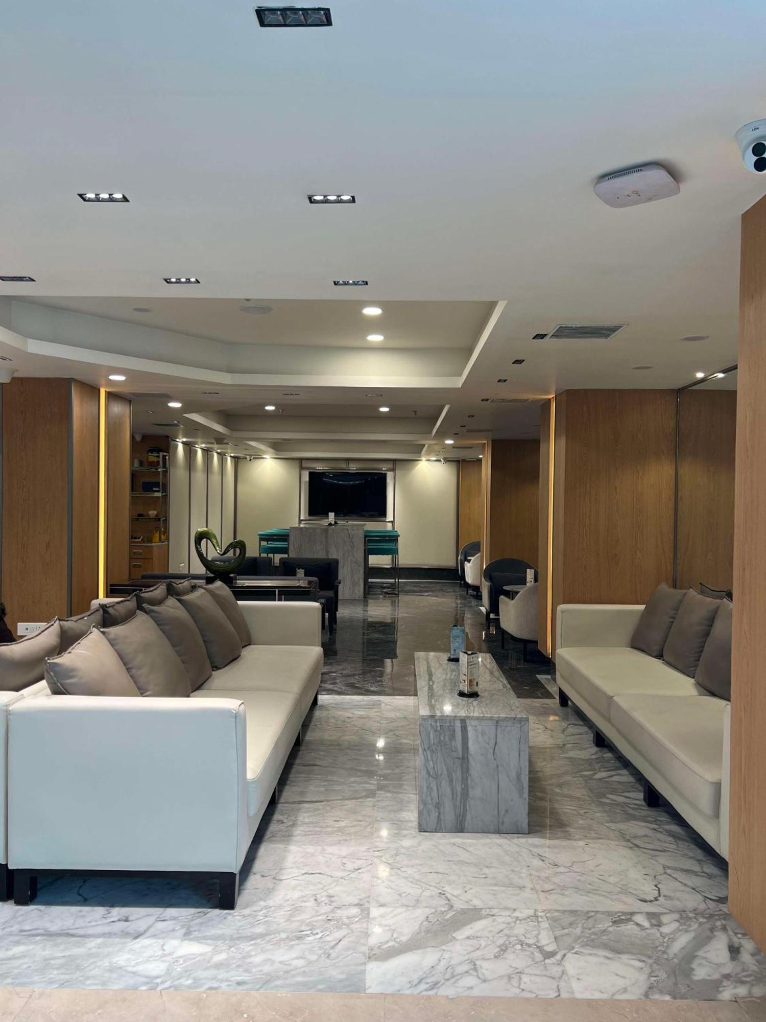 Hotel Radisson Blu Ahmedabad
