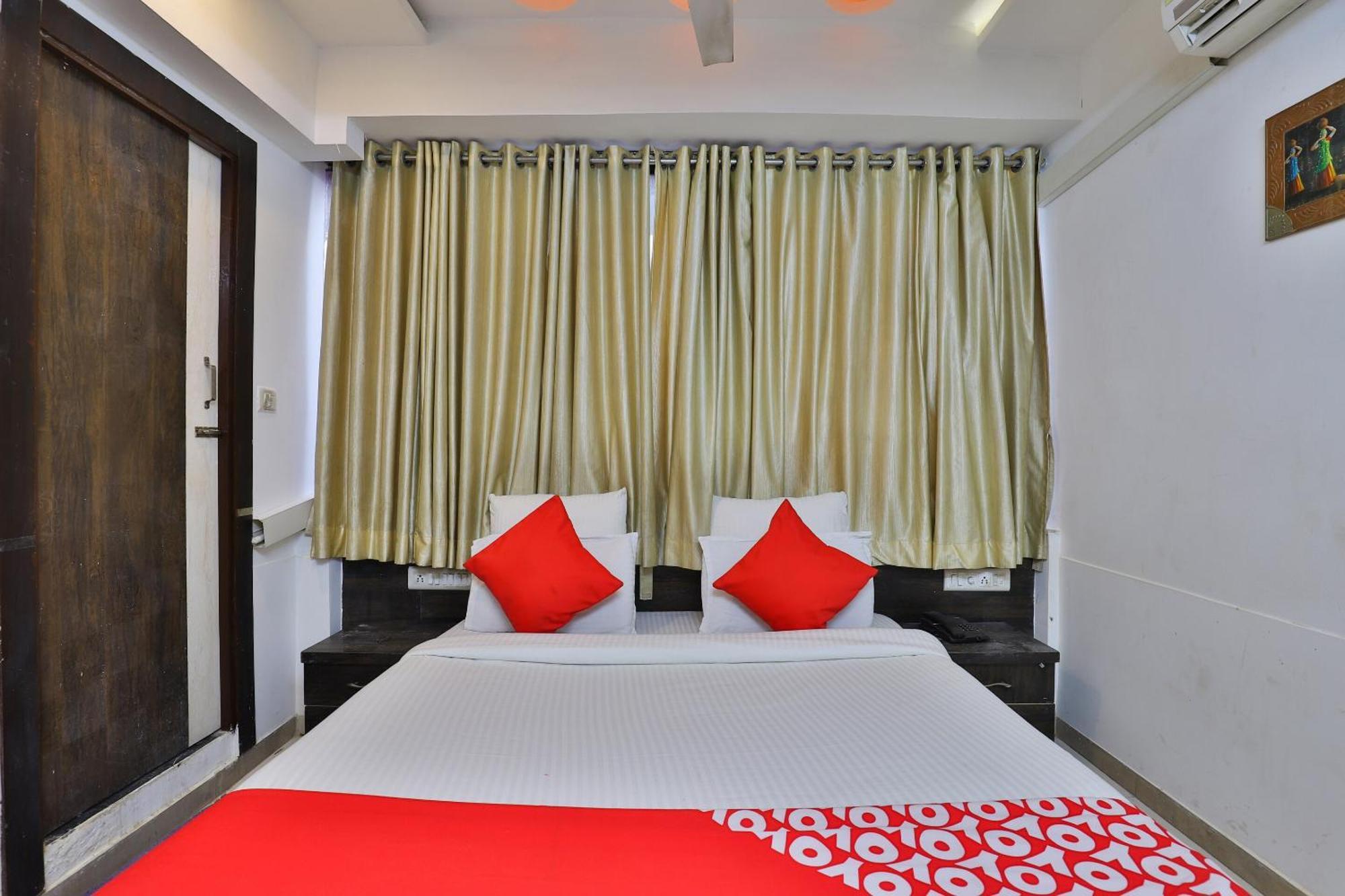 Hotel O Kum Kum 3*