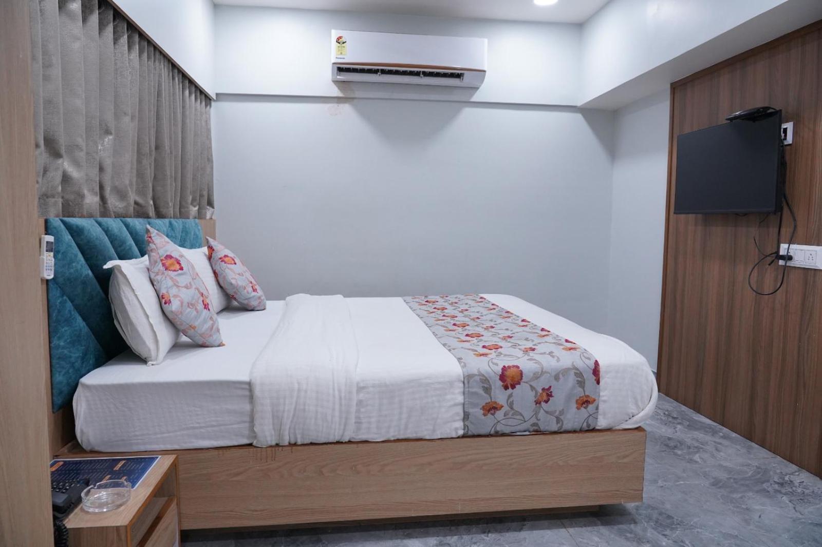 Sun Hotel Ahmedabad