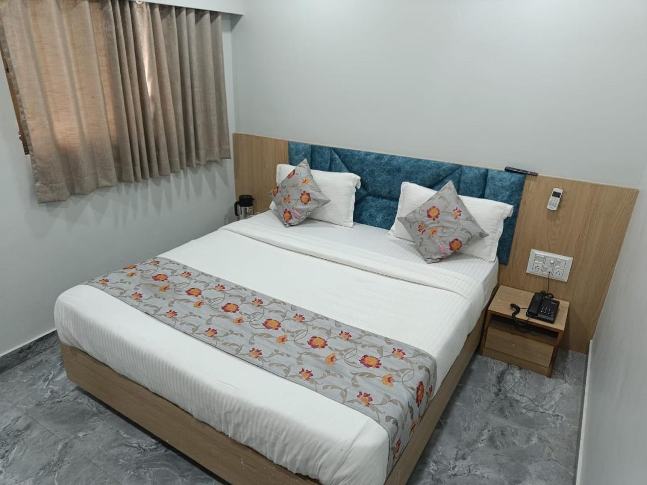 Hotel Sun Ahmedabad