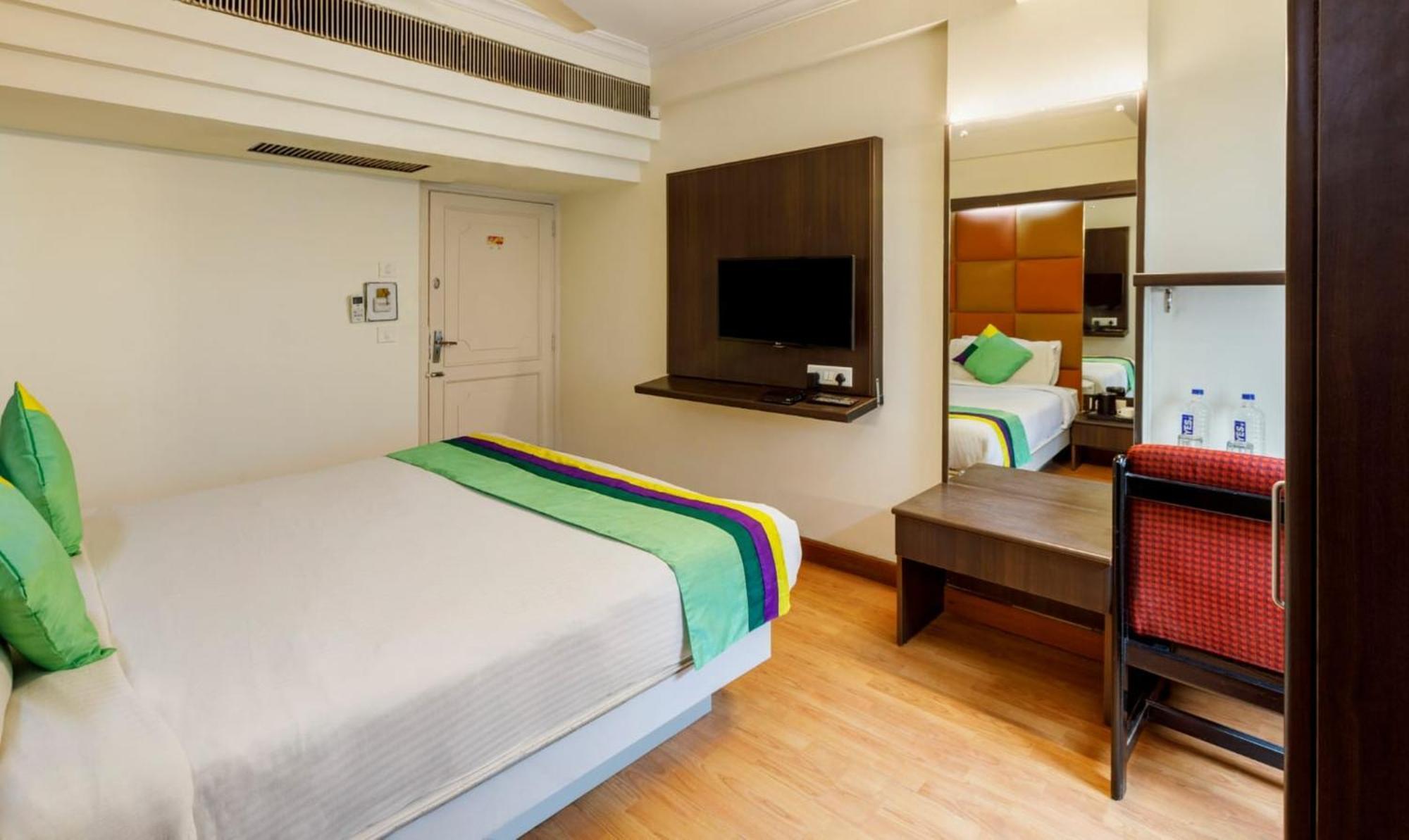Crown Hotel Ahmedabad